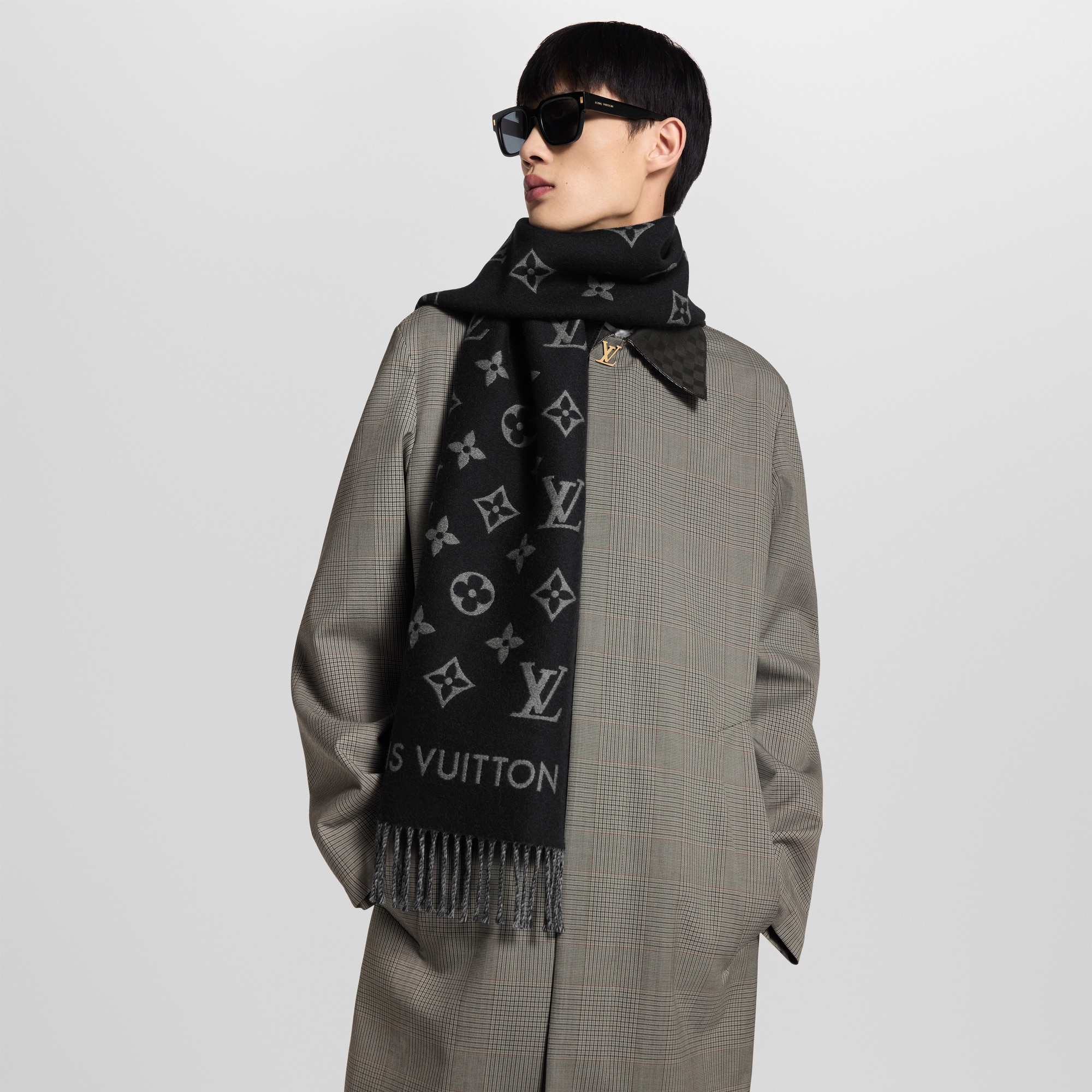 S00 액세서리 스카프 올 어바웃 모노그램 (All About Monogram) 스카프 | 루이비통 공식 온라인 스토어® (크게 보기)