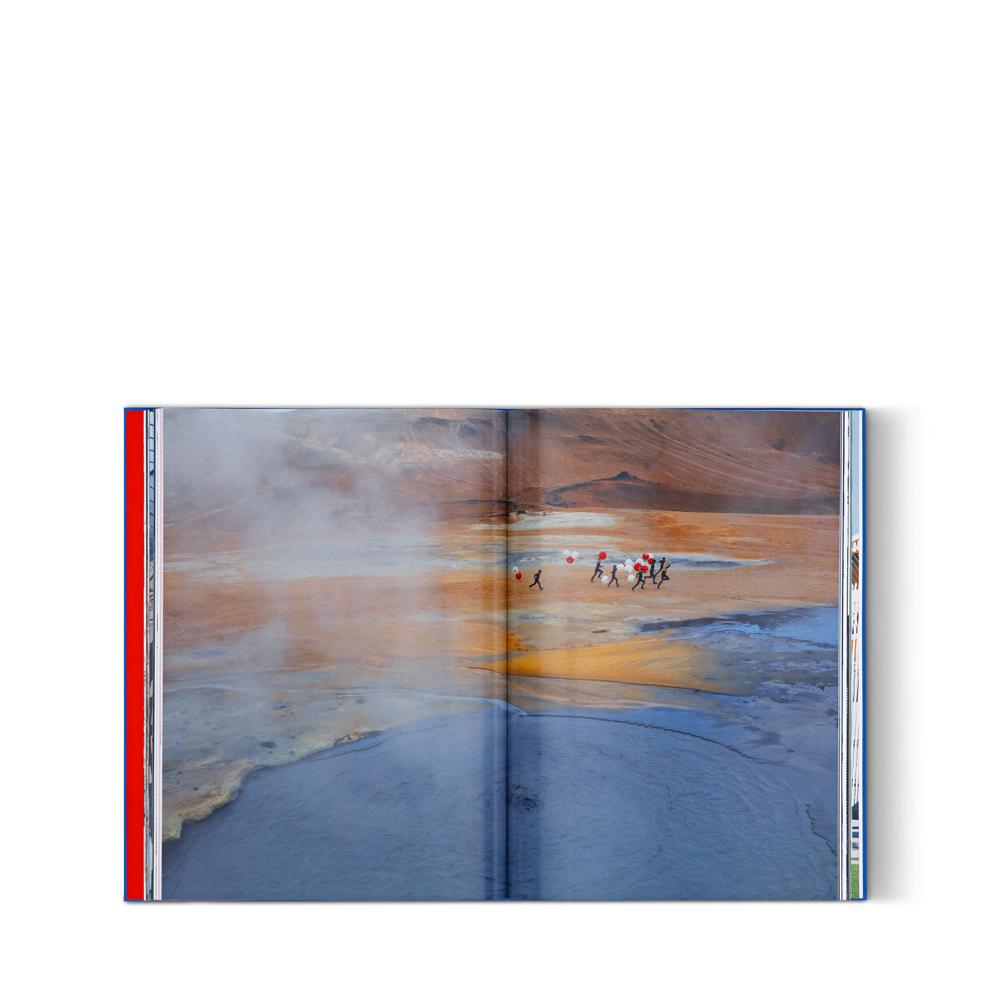  북 & 오피스 액세서리 하드 커버 북 알마나흐 2022, 영어판 | 루이비통 공식 온라인 스토어® (크게 보기)