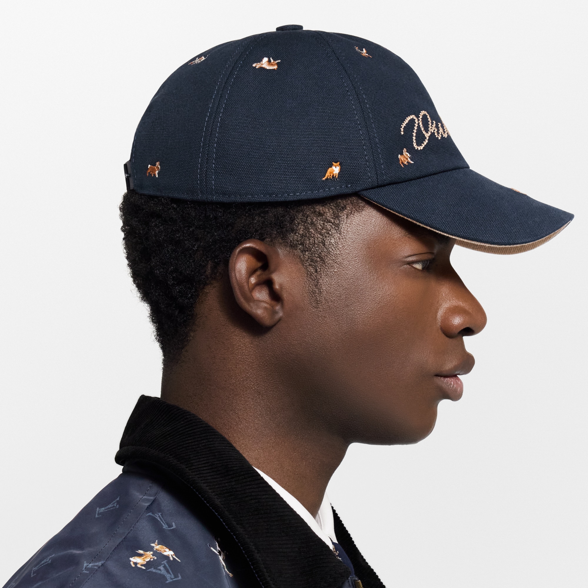 S00 액세서리 모자, 비니 & 장갑 애니멀 블라종 (Animal Blason) 캡 | 루이비통 공식 온라인 스토어® (크게 보기)