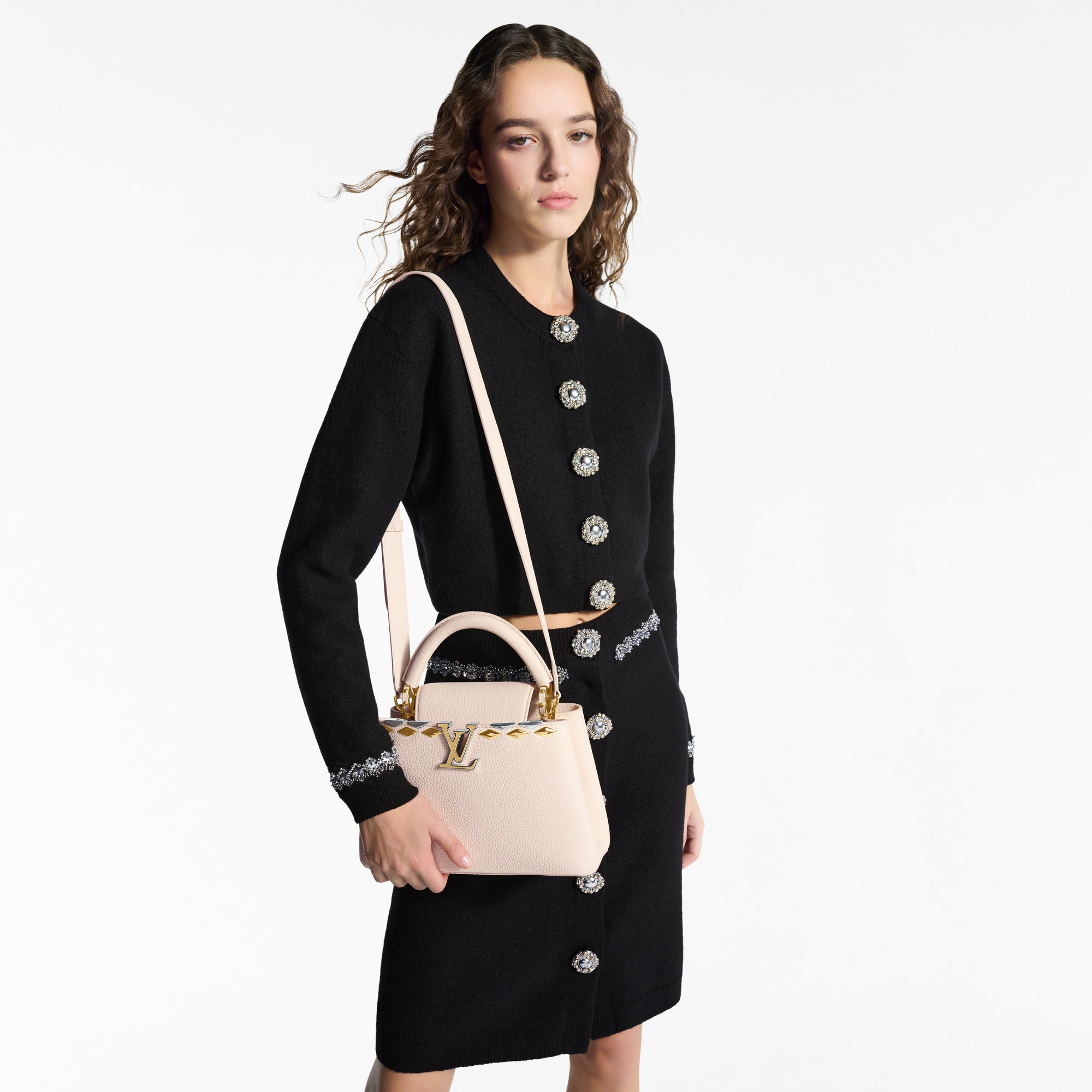 Capucines 핸드백 카퓌신 카퓌신 BB | 루이비통 공식 온라인 스토어® (크게 보기)