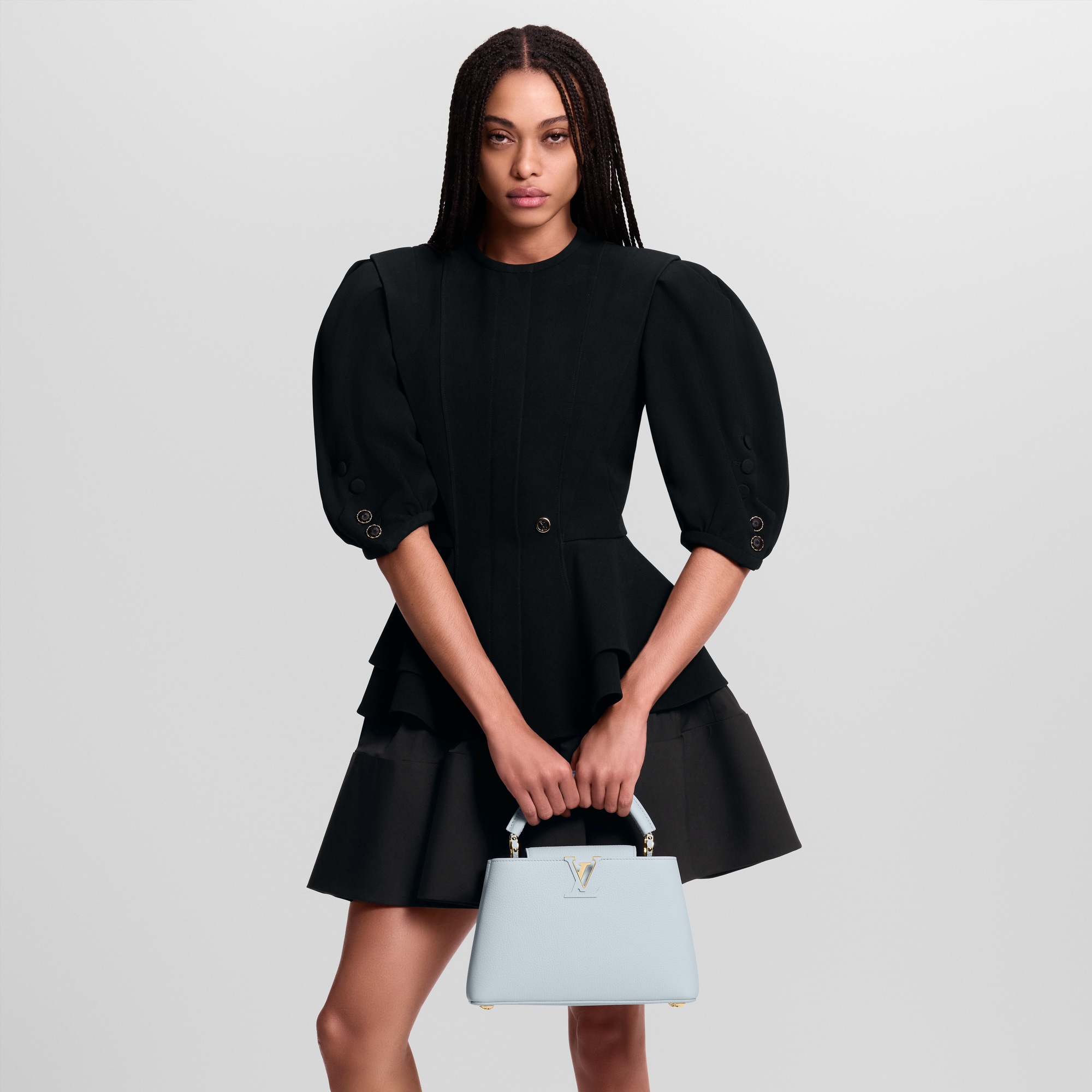 Capucines 핸드백 카퓌신 카퓌신 BB | 루이비통 공식 온라인 스토어® (크게 보기)