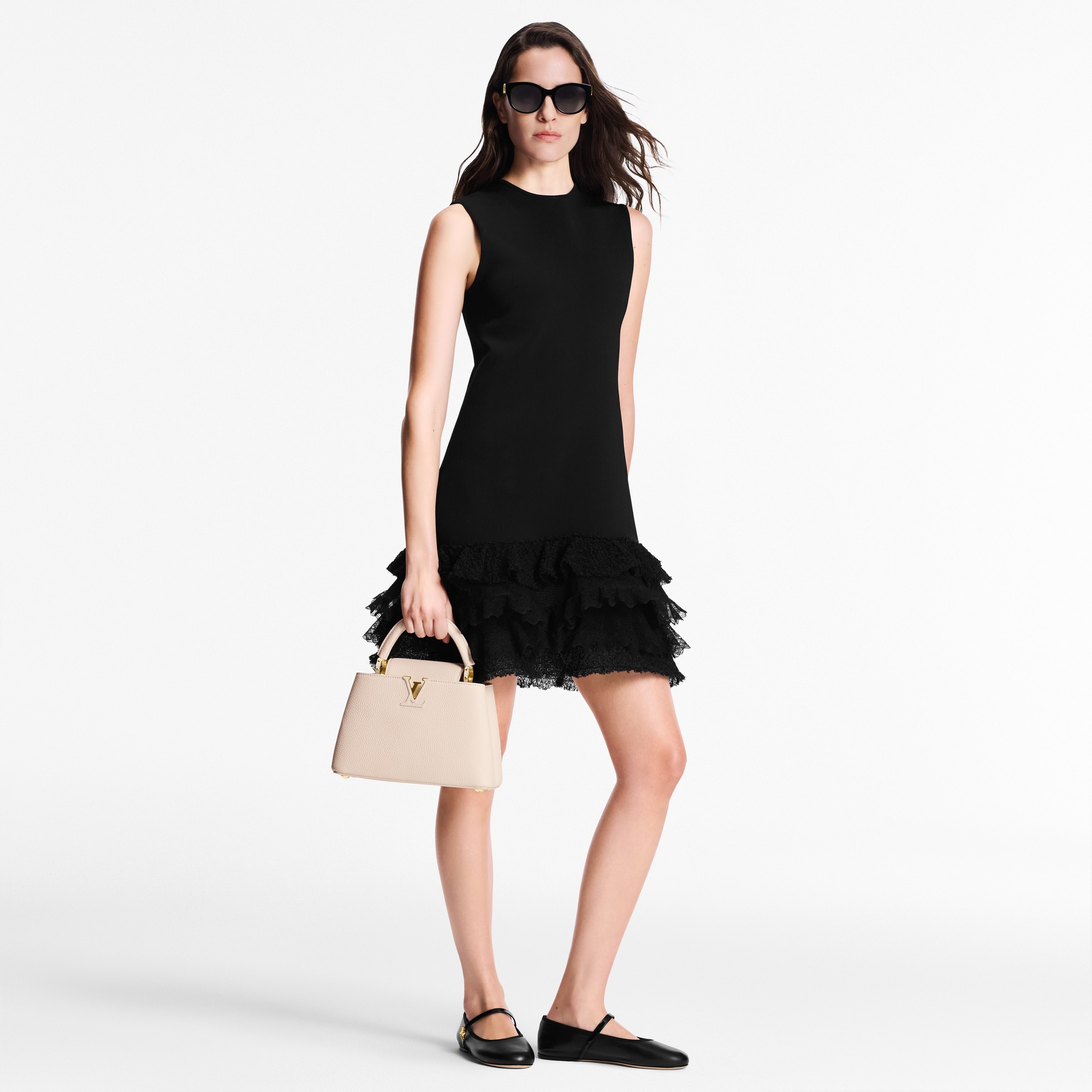 Capucines 핸드백 카퓌신 카퓌신 BB | 루이비통 공식 온라인 스토어® (크게 보기)