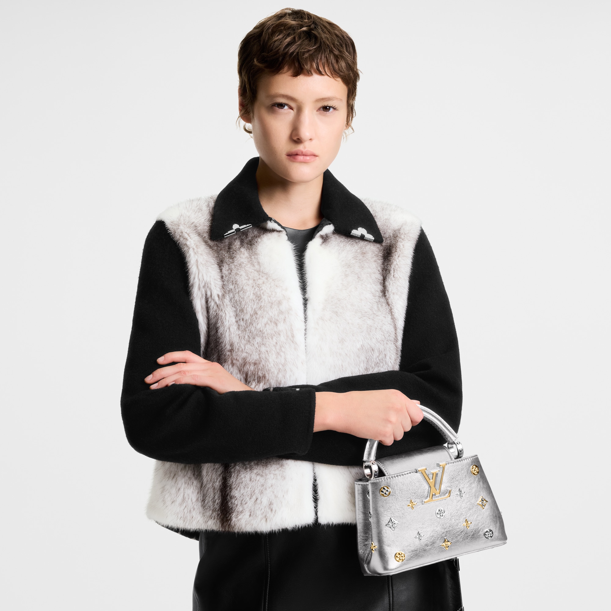 Capucines 핸드백 카퓌신 카퓌신 미니 (Capucines Mini) | 루이비통 공식 온라인 스토어® (크게 보기)