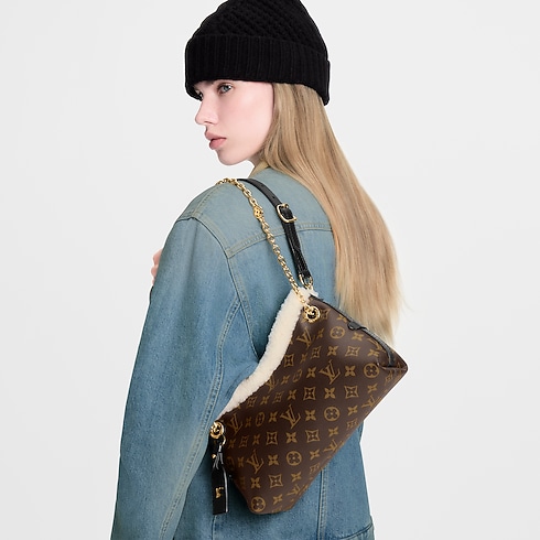 H33 핸드백 핸드백 전체 보기 캐리올 BB (CarryAll BB) | 루이비통 공식 온라인 스토어® (크게 보기)