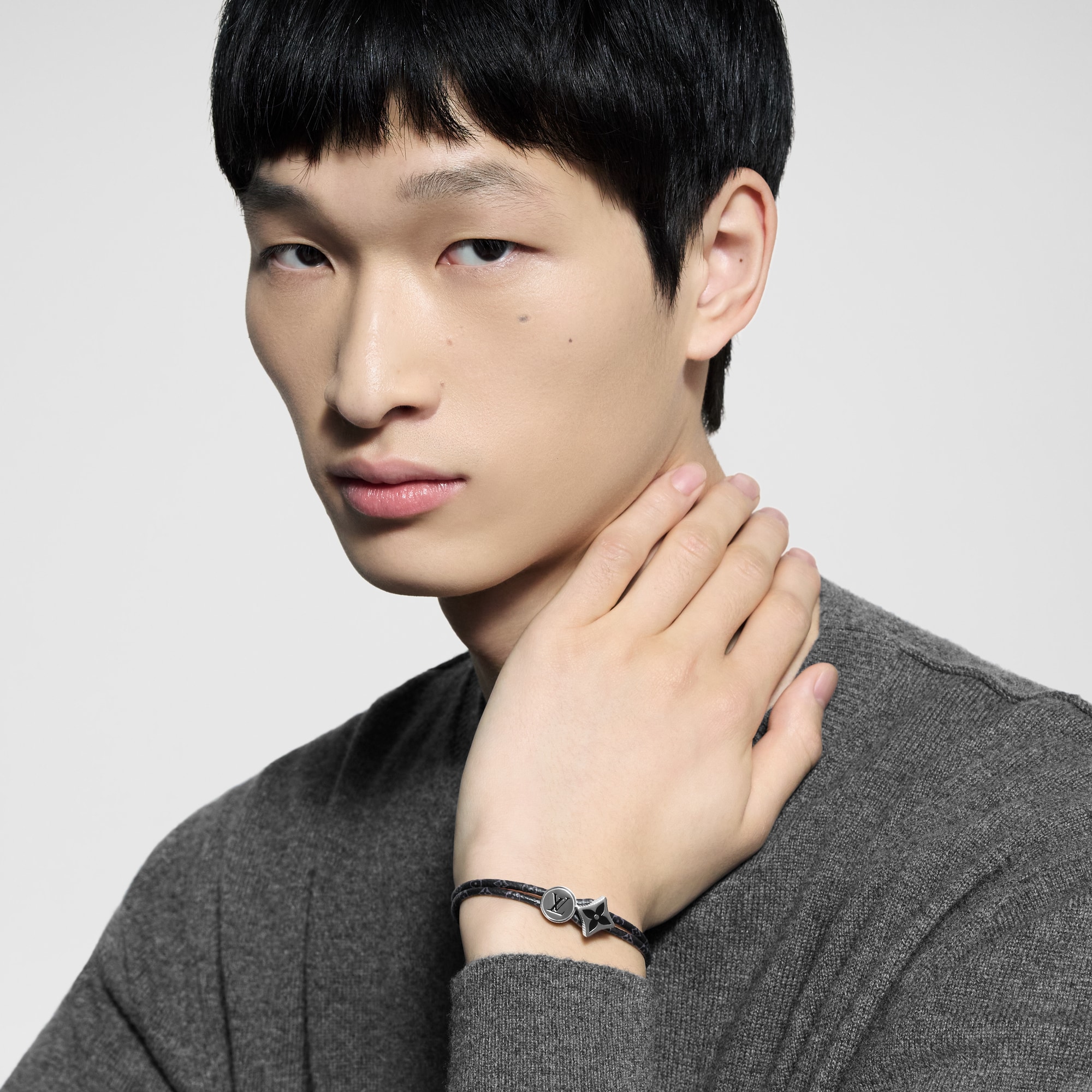 모노그램 이클립스 패션 주얼리 패션 주얼리 전체 보기 캐치 잇 팔찌 | 루이비통 공식 온라인 스토어® (크게 보기)