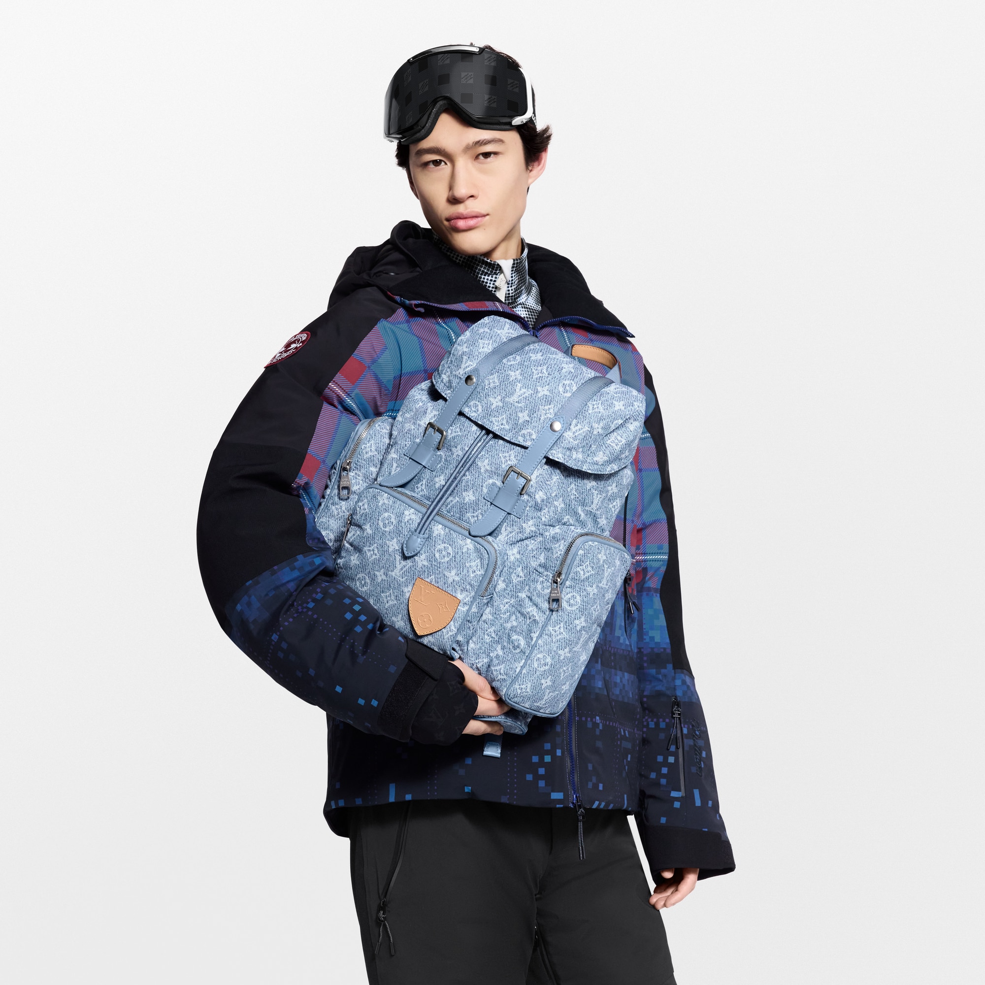 monogram_other 남성 가방 LV 아이콘 크리스토퍼 카고 | 루이비통 공식 온라인 스토어® (크게 보기)