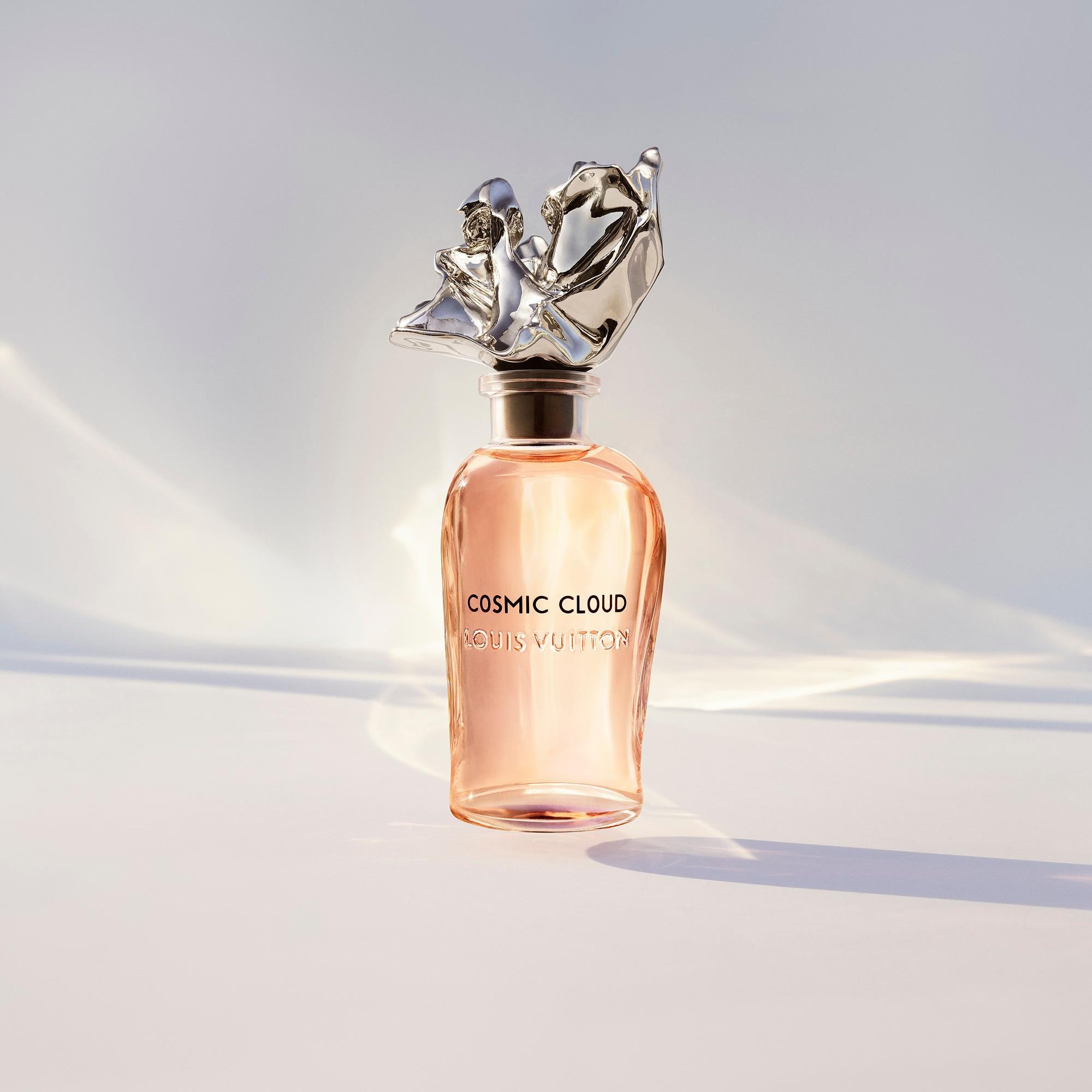  뛰어난 창작물 레 젝스트레 콜렉시옹 코스믹 클라우드 (Cosmic Cloud) | 루이비통 공식 온라인 스토어® (크게 보기)