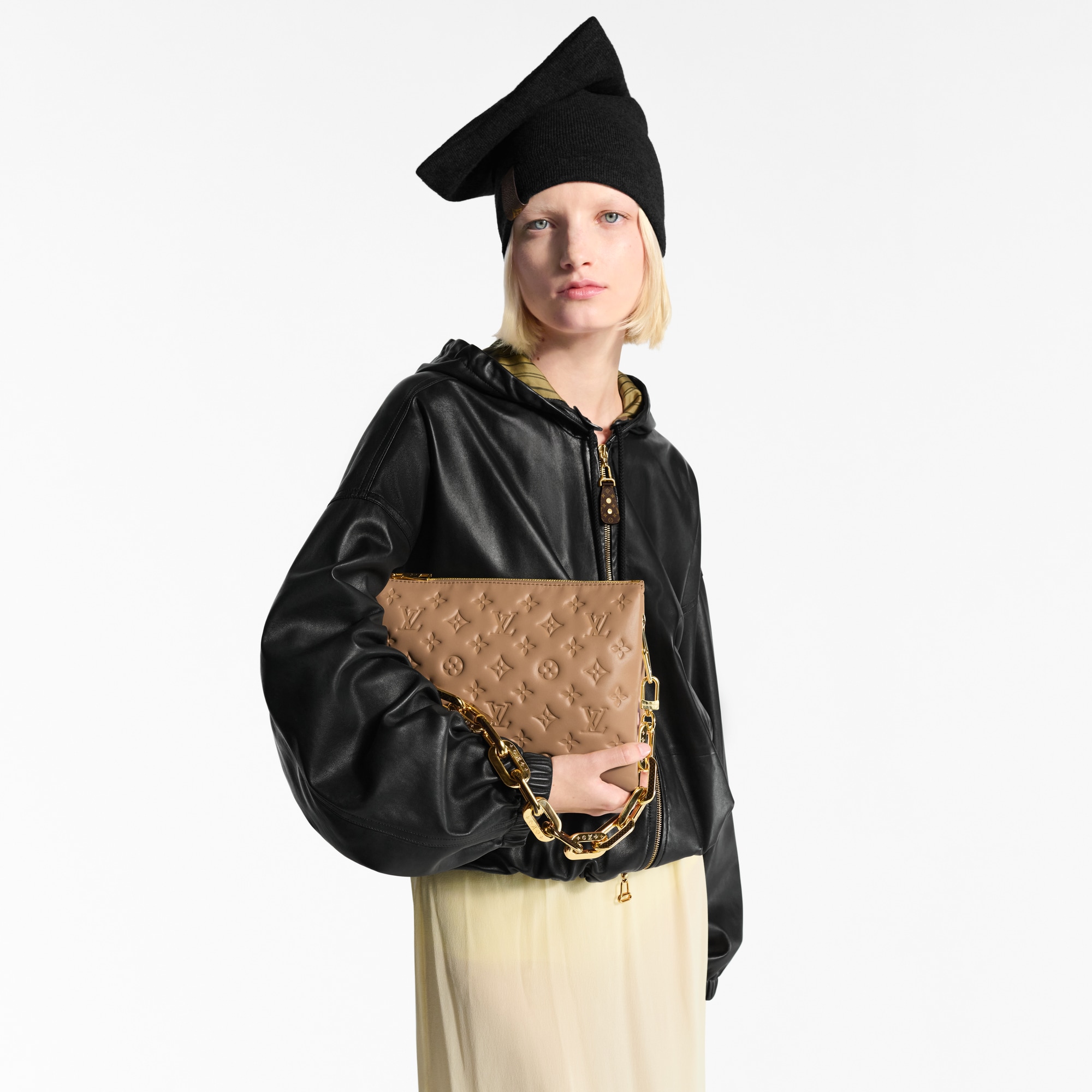 쿠상 핸드백 핸드백 전체 보기 Coussin PM | 루이비통 공식 온라인 스토어® (크게 보기)