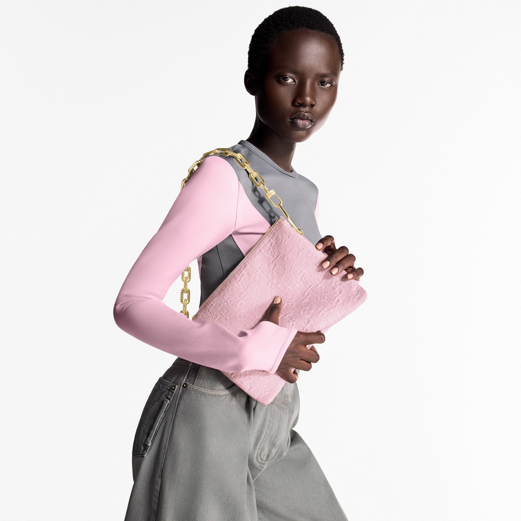 모노그램 데님 여성 가방 LV 아이콘 쿠상 PM | 루이비통 공식 온라인 스토어® (크게 보기)