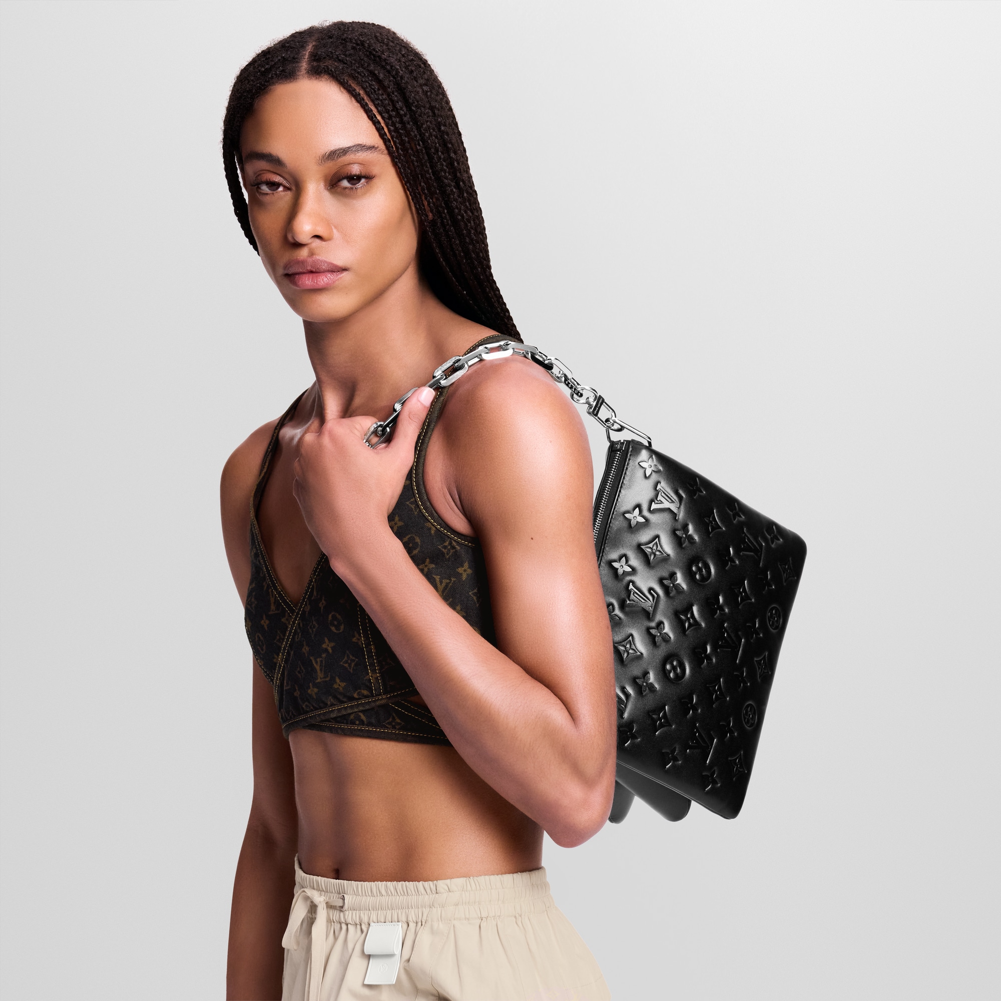 쿠상 핸드백 All Collections 쿠상 PM | 루이비통 공식 온라인 스토어® (크게 보기)