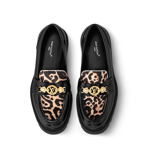 슈즈 로퍼 & 발레리나 디스트릭트 플랫 로퍼 | 루이비통 공식 온라인 스토어® (크게 보기)