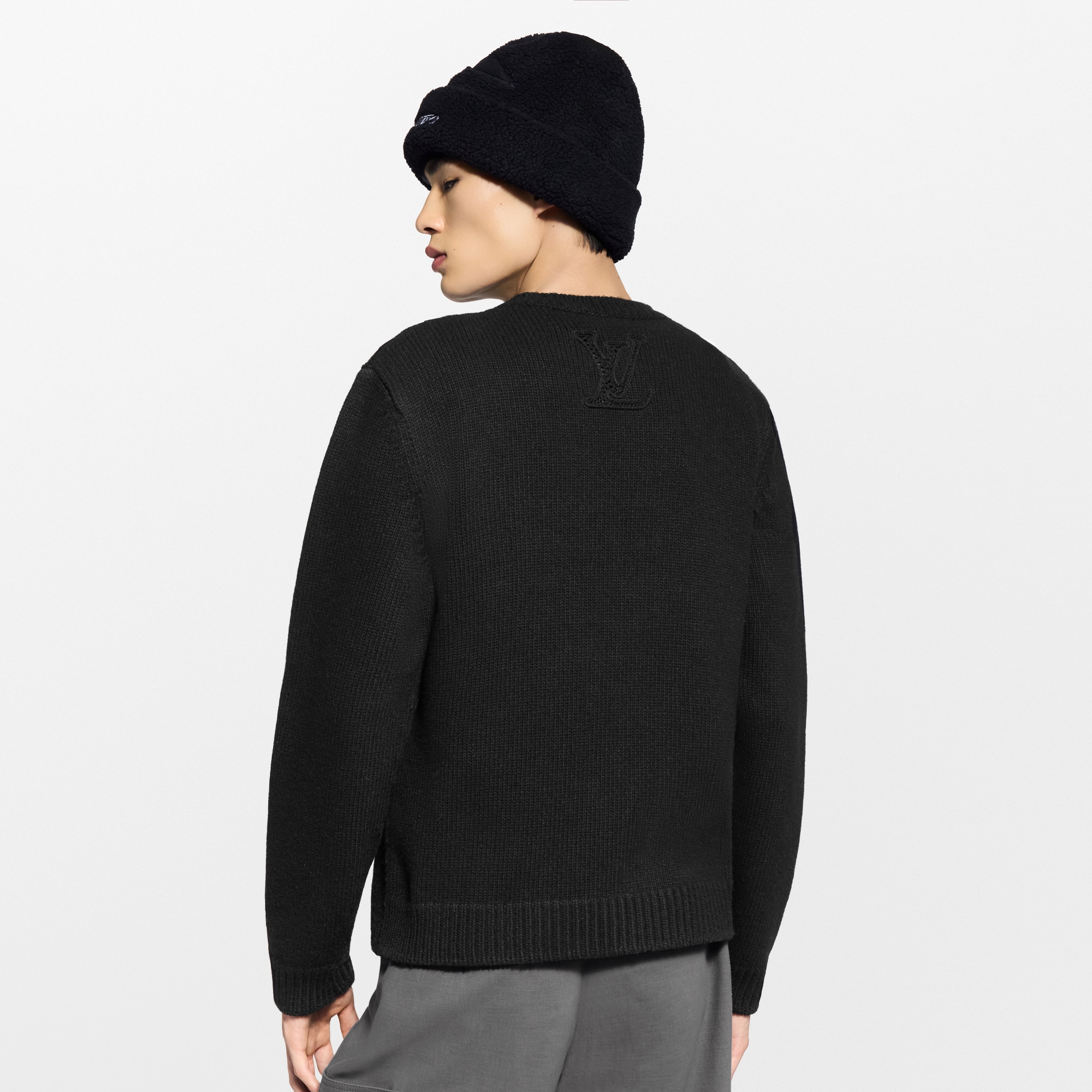  남성 신제품 LV 스키 엠벨리시드 니티드 크루넥 | 루이비통 공식 온라인 스토어® (크게 보기)