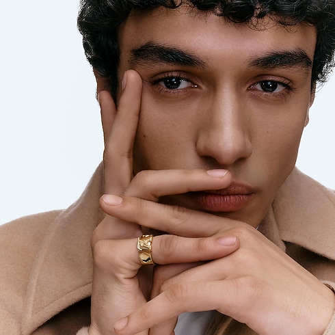 카테고리 파인 주얼리 전체 보기 앙프렝뜨 라지 반지, 옐로우 골드 | 루이비통 공식 온라인 스토어® (크게 보기)