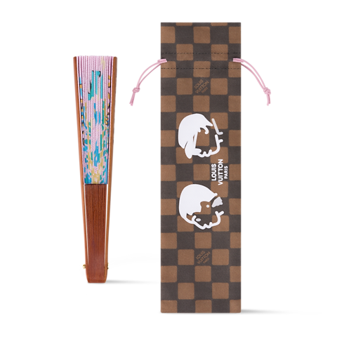 S00 스포츠 & 게임 } 팬 | 루이비통 공식 온라인 스토어® (크게 보기)