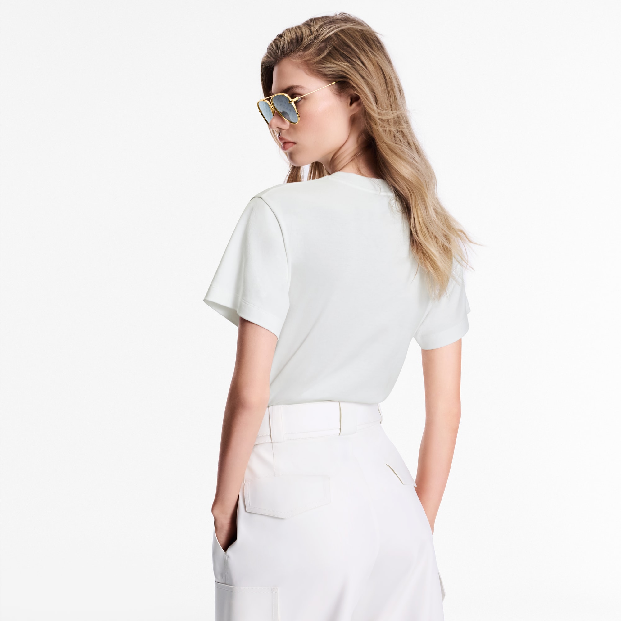  의류 티셔츠 & 블라우스 플록드 LV 티셔츠 | 루이비통 공식 온라인 스토어® (크게 보기)