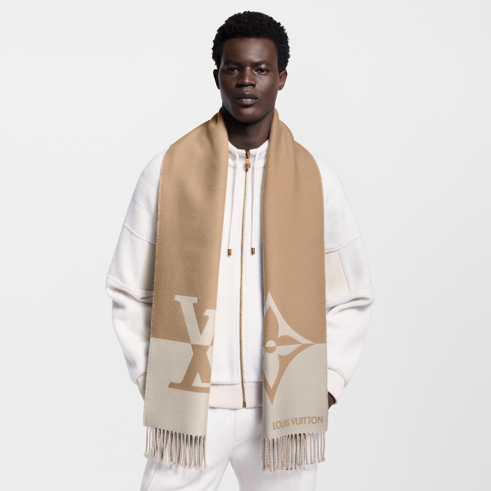 S00 액세서리 스카프 LV 그래픽 듀얼(LV Graphic Dual) 스카프 | 루이비통 공식 온라인 스토어® (크게 보기)