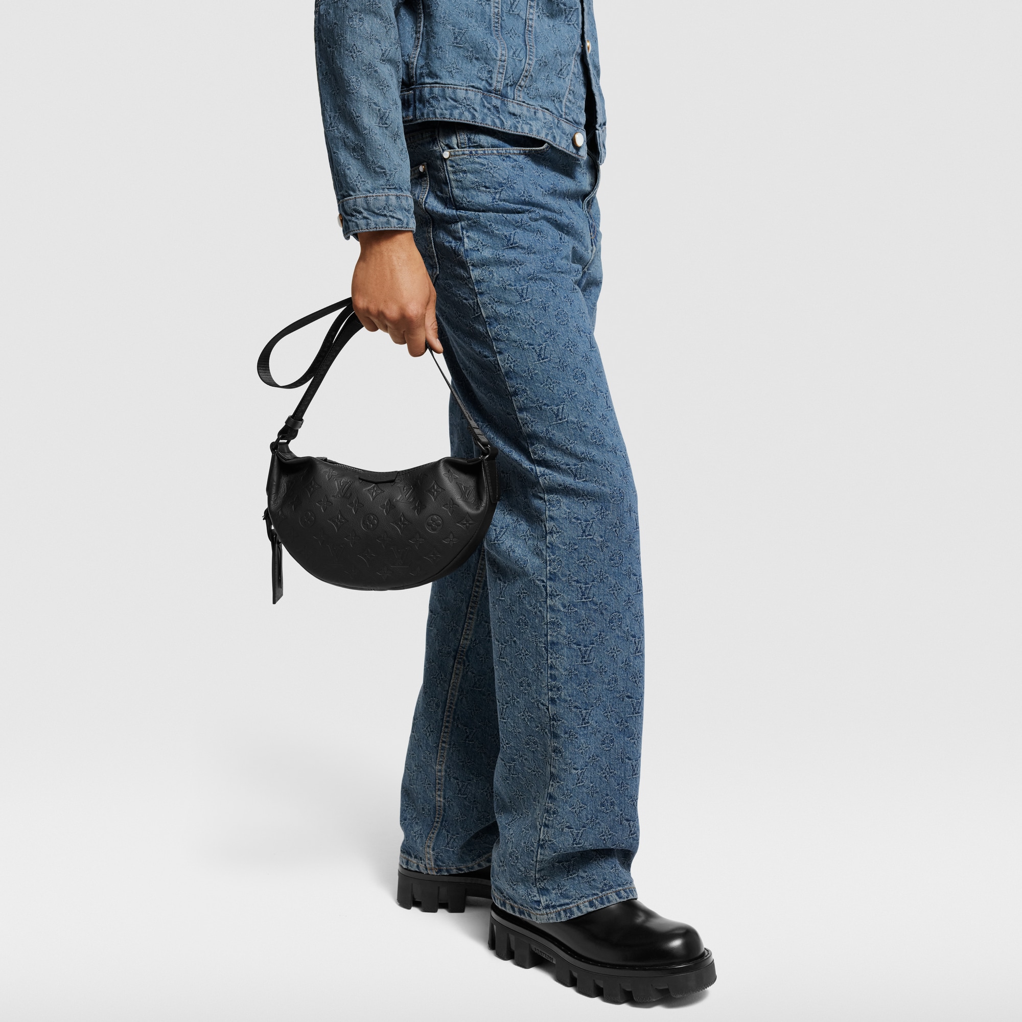 모노그램 섀도우 남성 가방 신제품 해먹 백 PM | 루이비통 공식 온라인 스토어® (크게 보기)