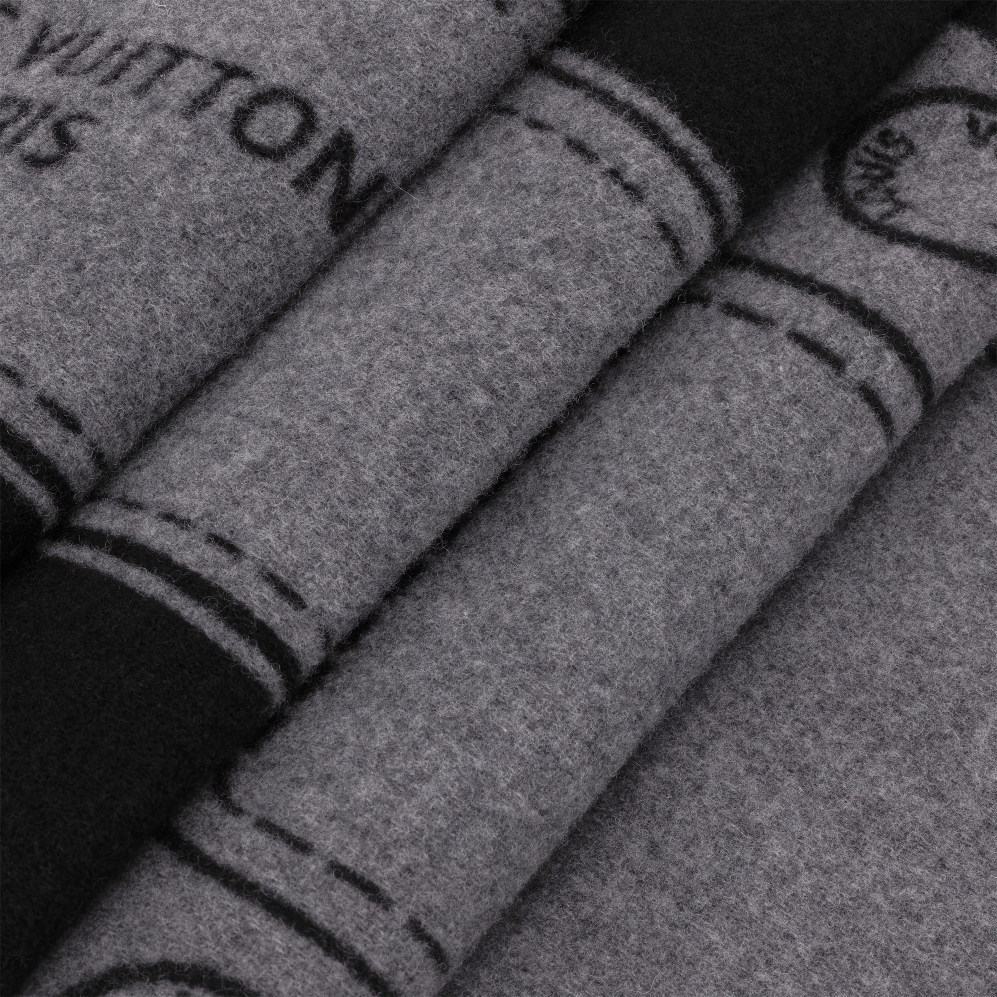 S00 액세서리 스카프 핸들 스카프 | 루이비통 공식 온라인 스토어® (크게 보기)