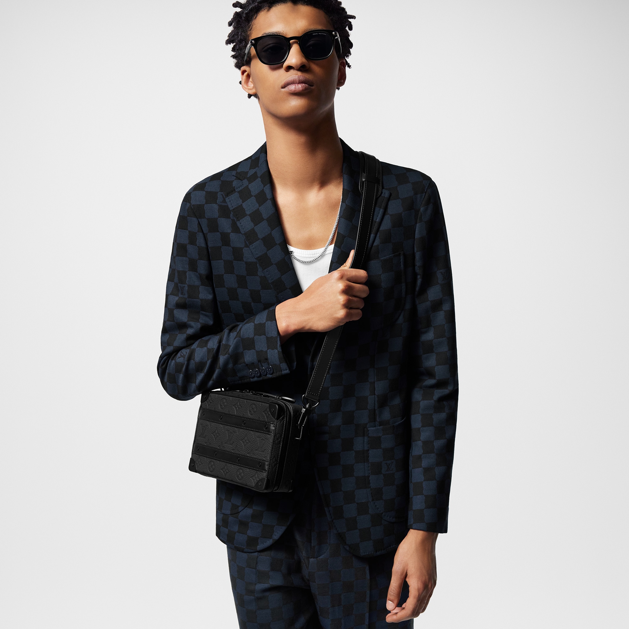 모노그램 토뤼옹 가방 가방 전체 보기 핸들 소프트 트렁크 | 루이비통 공식 온라인 스토어® (크게 보기)