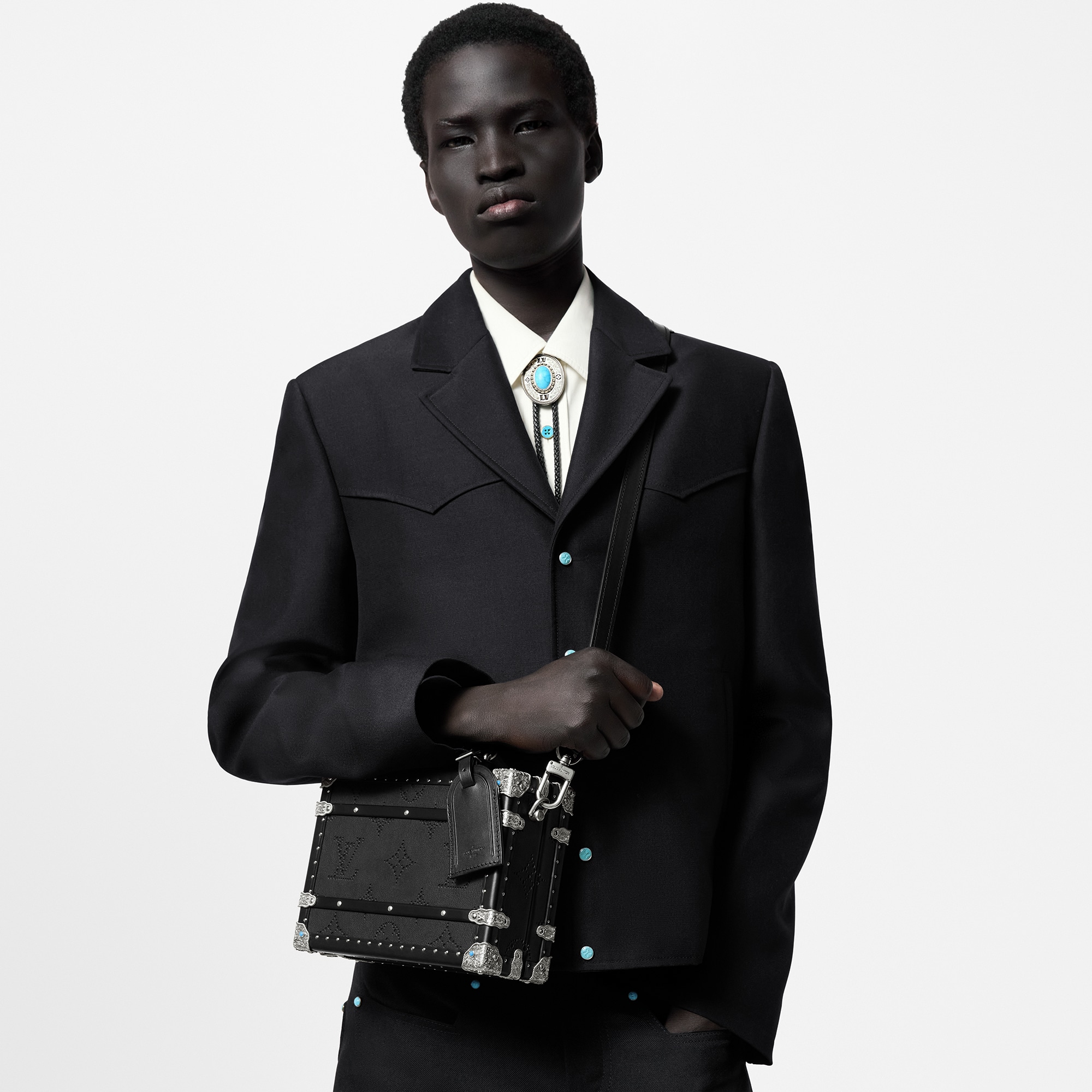 기타 가죽 하드 사이드 시즈널 핸들 트렁크 LV 다트 | 루이비통 공식 온라인 스토어® (크게 보기)