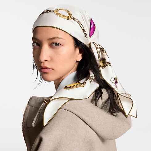 S00 액세서리 실크 스퀘어 & 방도 에얼룸 실크 트라이앵글 | 루이비통 공식 온라인 스토어® (크게 보기)