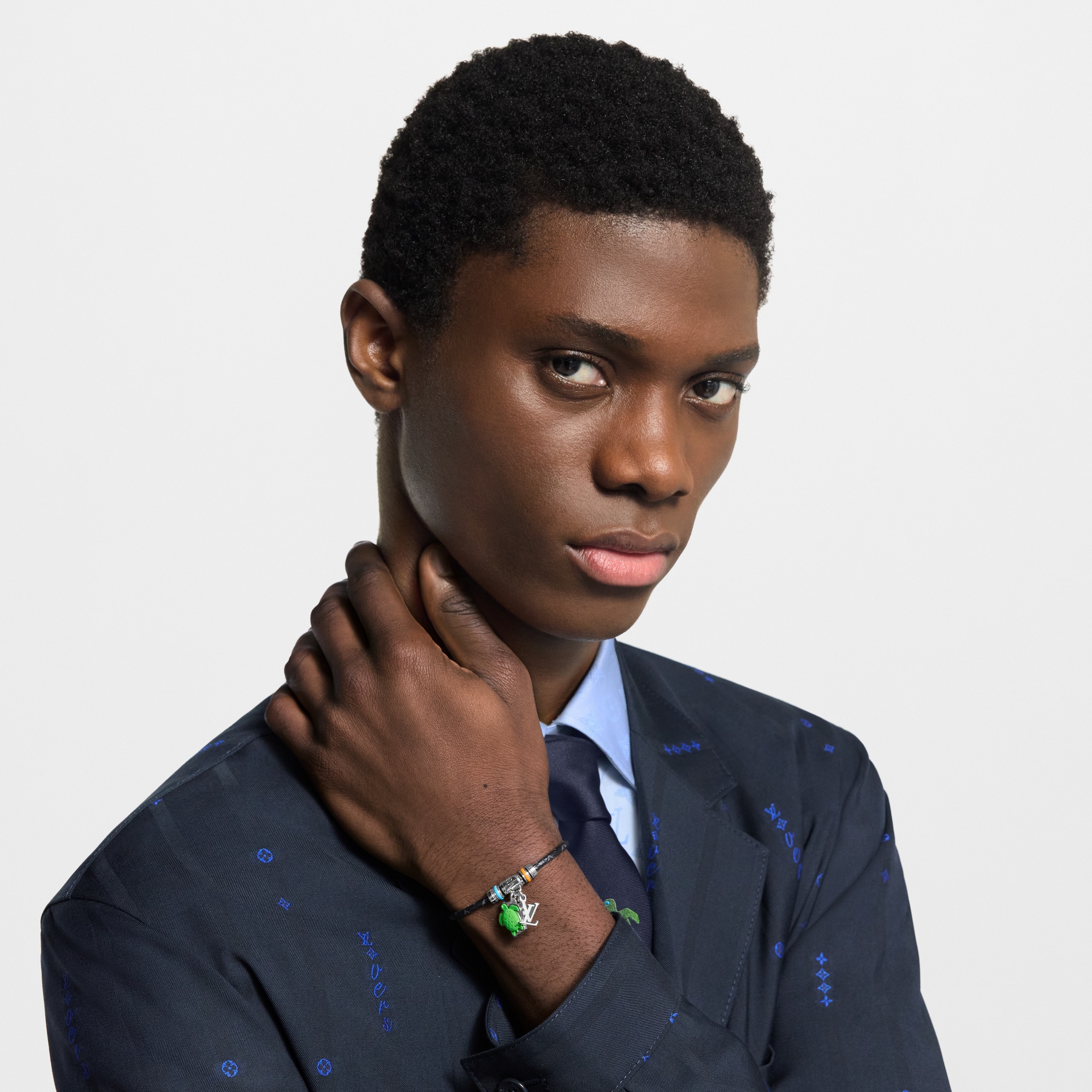 모노그램 이클립스 패션 주얼리 팔찌 킵 잇 (Keep It) 터틀 팔찌 | 루이비통 공식 온라인 스토어® (크게 보기)