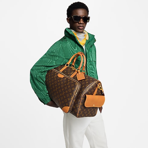 G69 남성 가방 LV 아이콘 키폴 카고 50 | 루이비통 공식 온라인 스토어® (크게 보기)