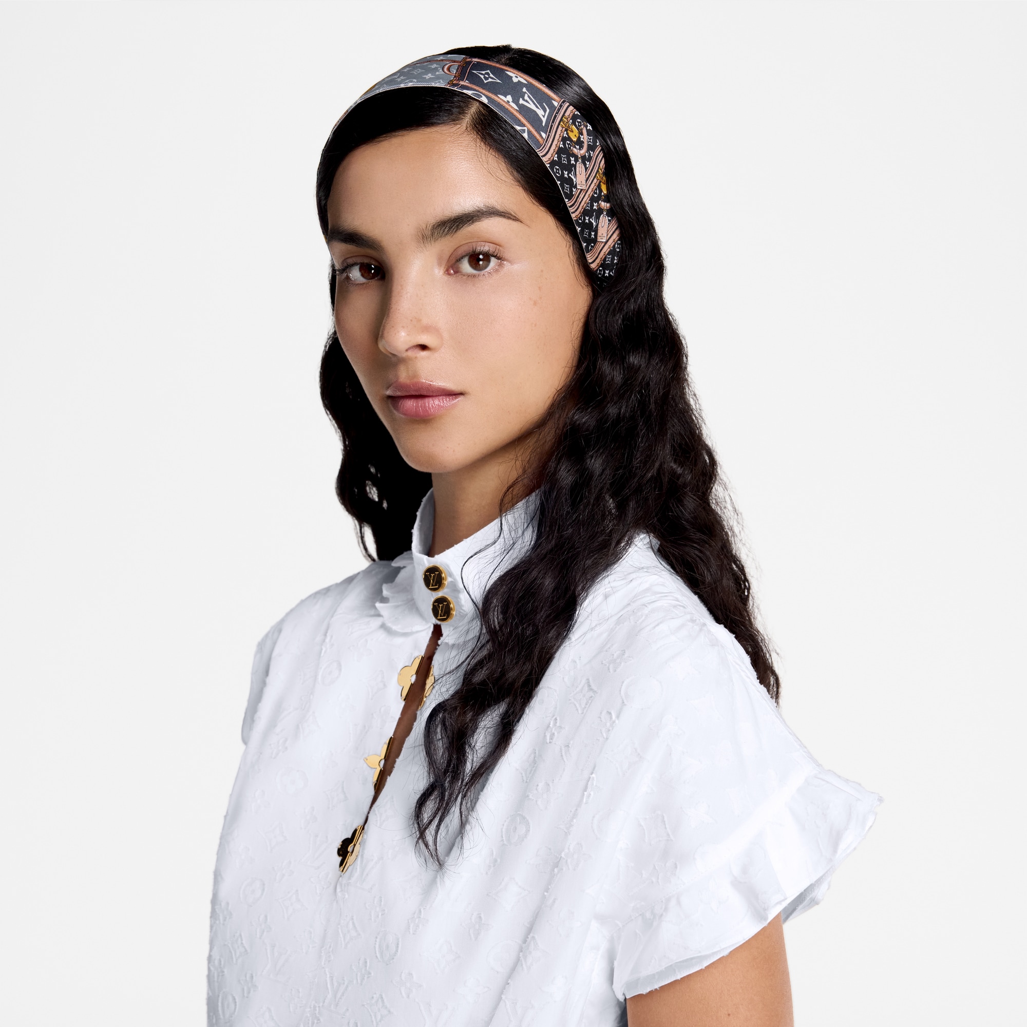 S00 액세서리 실크 스퀘어 & 방도 렛츠 고 BB 방도 | 루이비통 공식 온라인 스토어® (크게 보기)