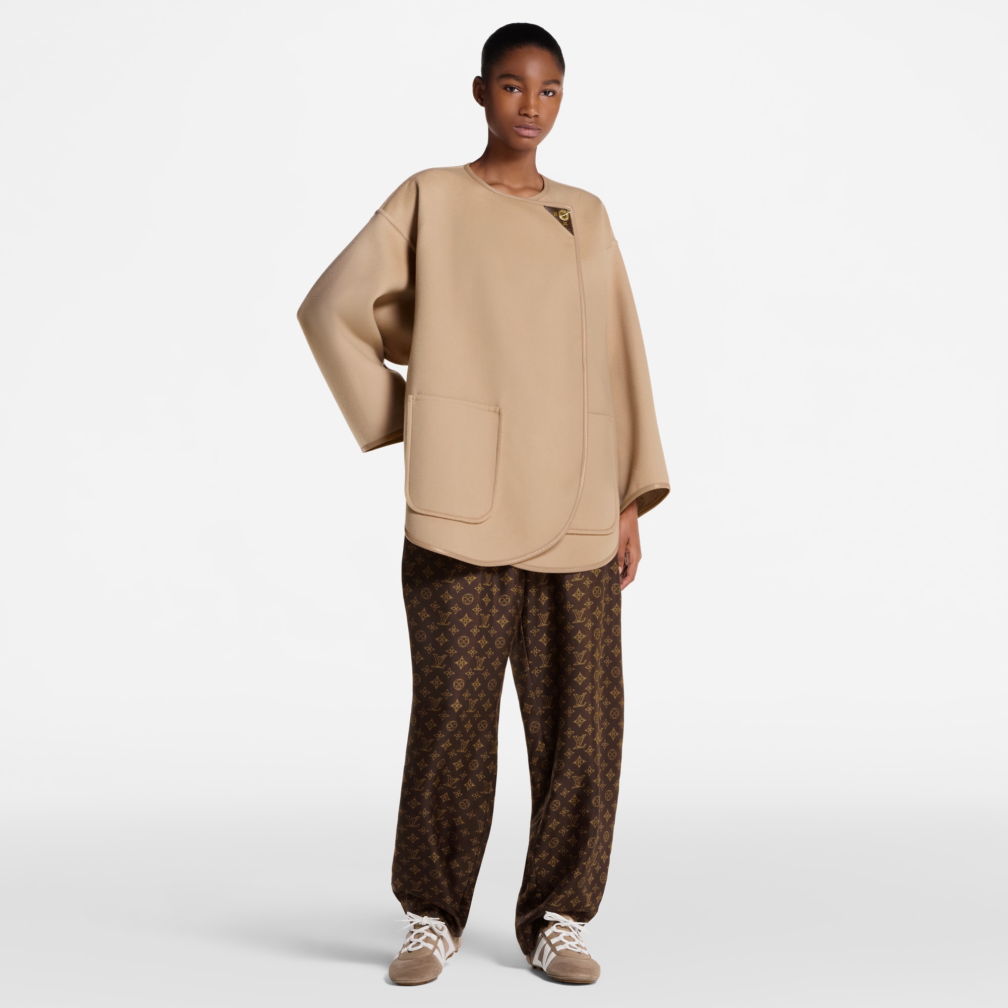  의류 코트 & 재킷 롱 더블 페이스 토글 디테일 코트 | 루이비통 공식 온라인 스토어® (크게 보기)