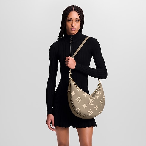 바이 컬러 모노그램 앙프렝뜨 가죽 핸드백 All Collections 루프 호보 | 루이비통 공식 온라인 스토어® (크게 보기)