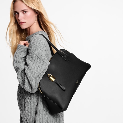 로우 키 핸드백 핸드백 전체 보기 로우 키 더플 토트 (Low Key Duffle Tote) | 루이비통 공식 온라인 스토어® (크게 보기)