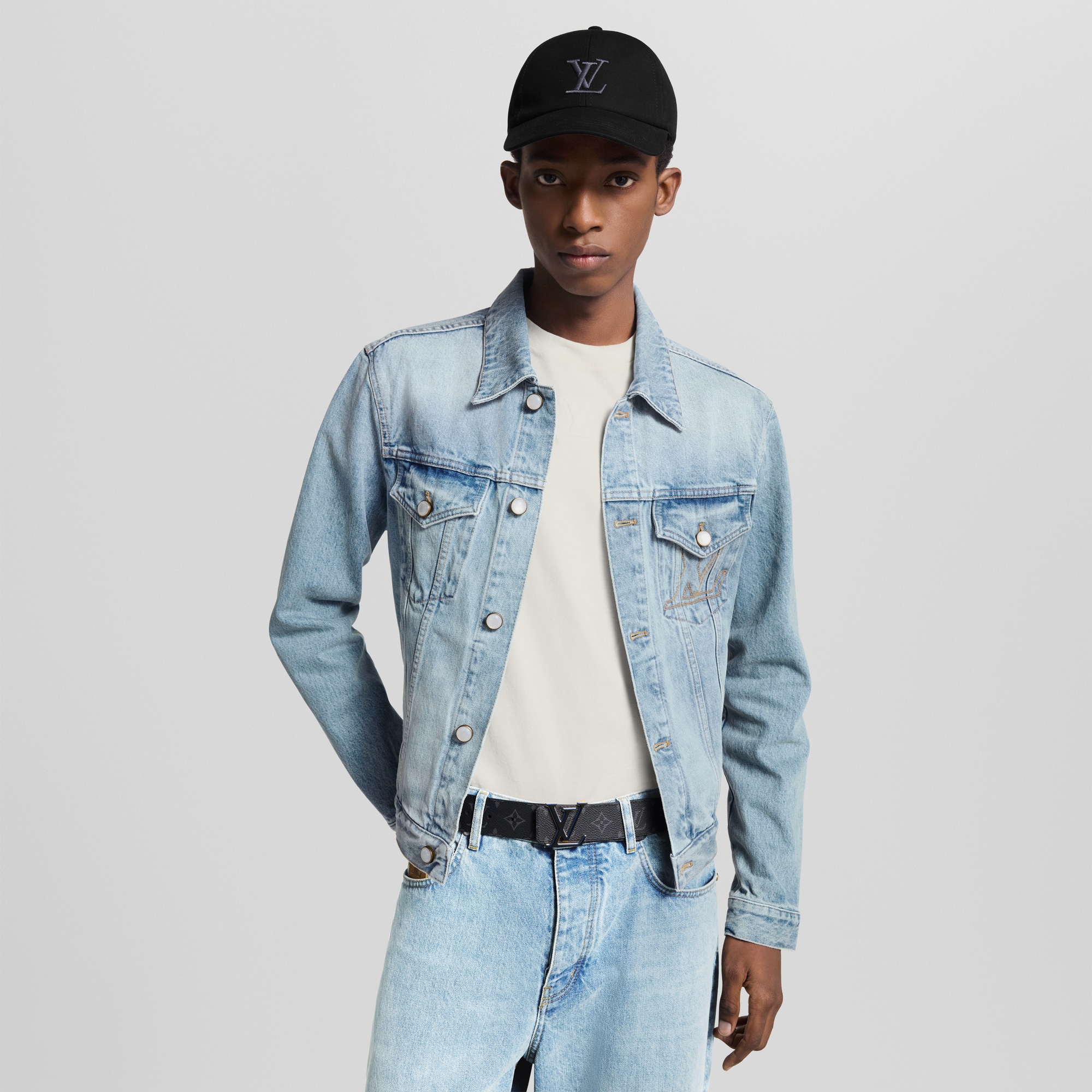 모노그램 이클립스 액세서리 벨트 LV 3 스텝 40MM 리버서블 벨트 | 루이비통 공식 온라인 스토어® (크게 보기)