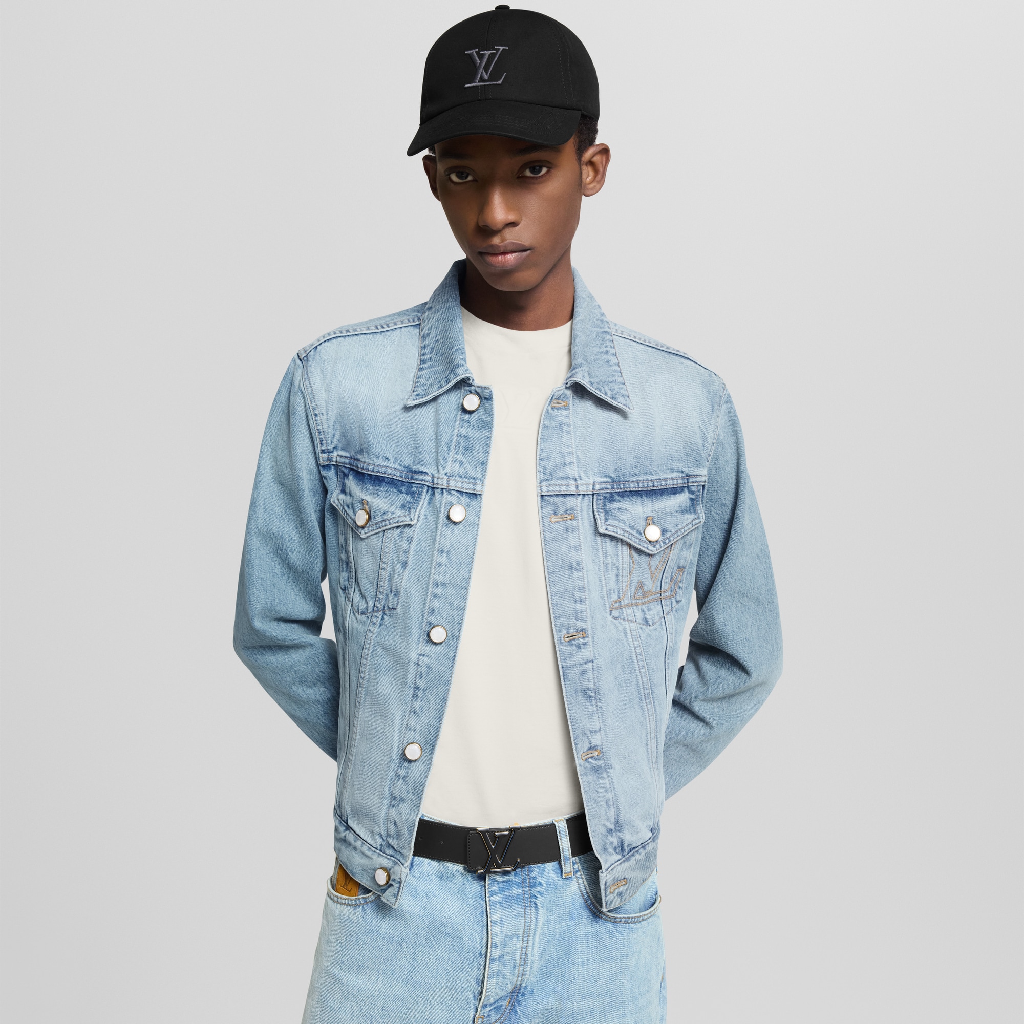  액세서리 벨트 LV 3 스텝스 (LV 3 Steps) 40mm 리버서블 벨트 | 루이비통 공식 온라인 스토어® (크게 보기)