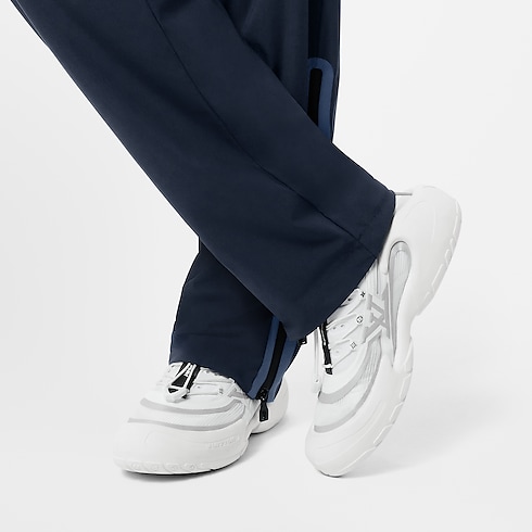 슈즈 스니커즈 LV 바라쿠다 스니커즈 | 루이비통 공식 온라인 스토어® (크게 보기)