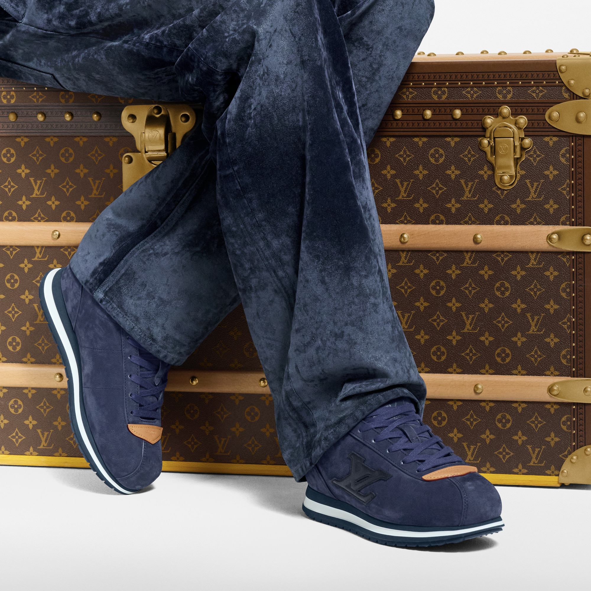  슈즈 스니커즈 LV 버터소프트 스니커즈 | 루이비통 공식 온라인 스토어® (크게 보기)