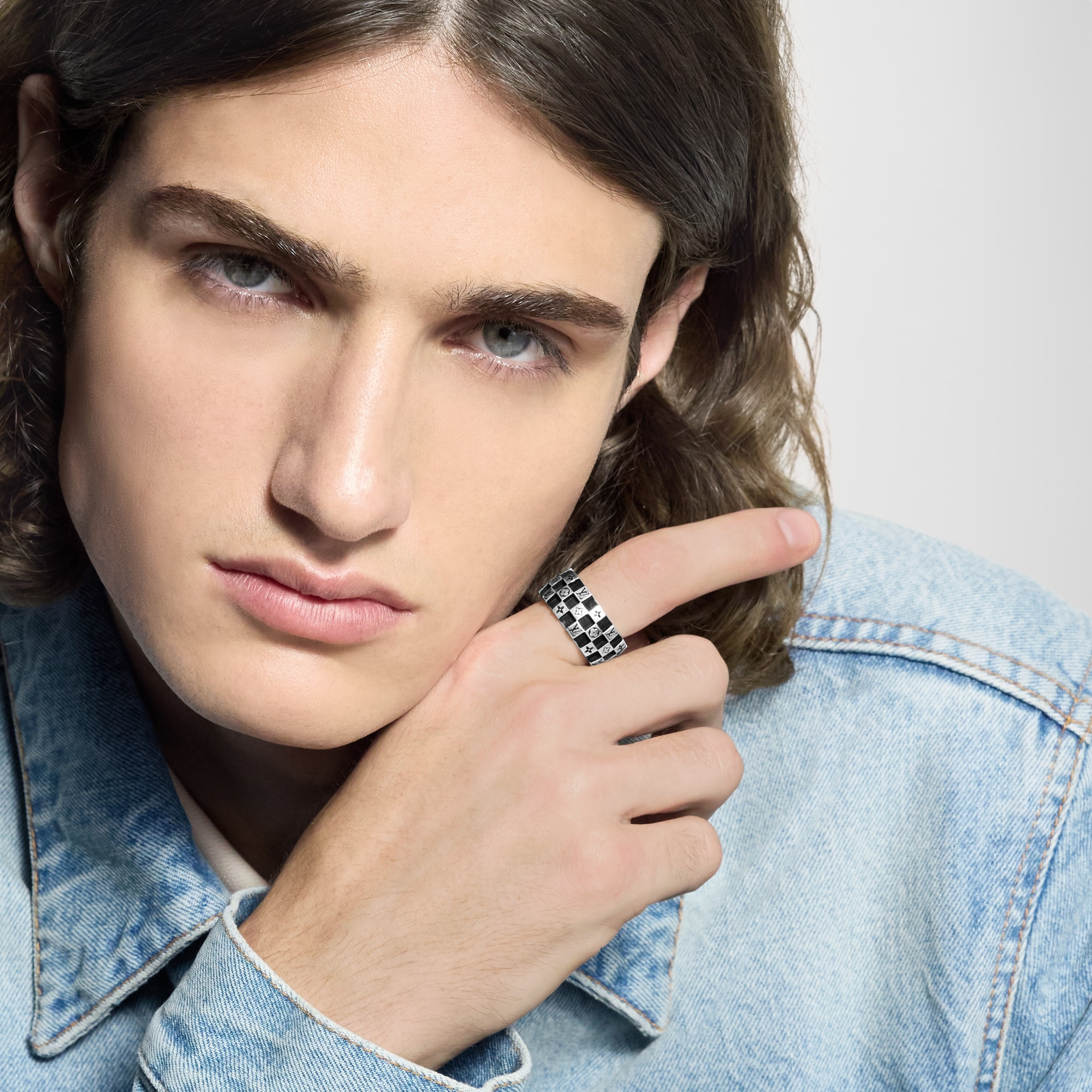 S00 패션 주얼리 반지 LV 다미에 (LV Damier) 반지 | 루이비통 공식 온라인 스토어® (크게 보기)