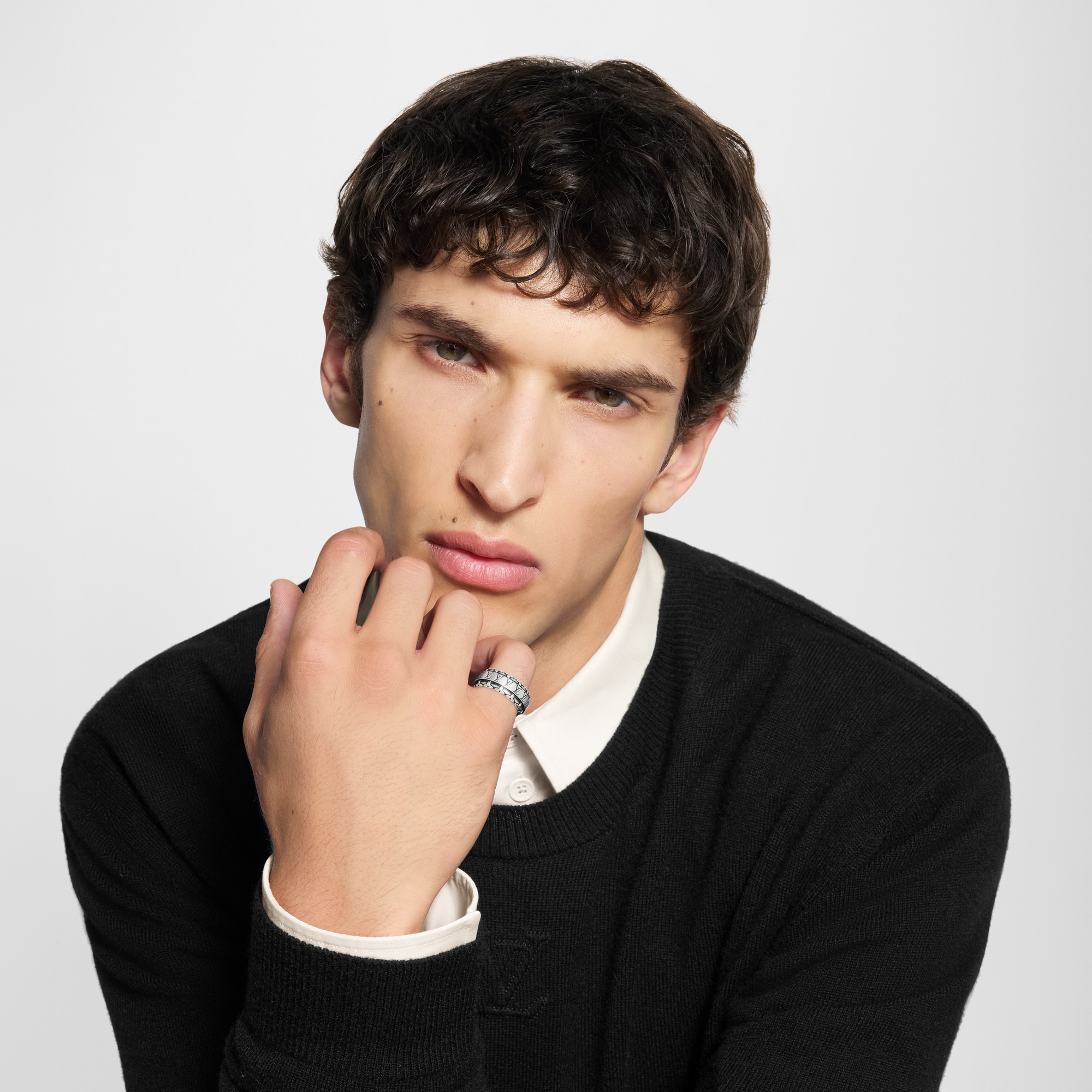 S00 패션 주얼리 반지 LV 드리프트 (LV Drift) 반지 | 루이비통 공식 온라인 스토어® (크게 보기)