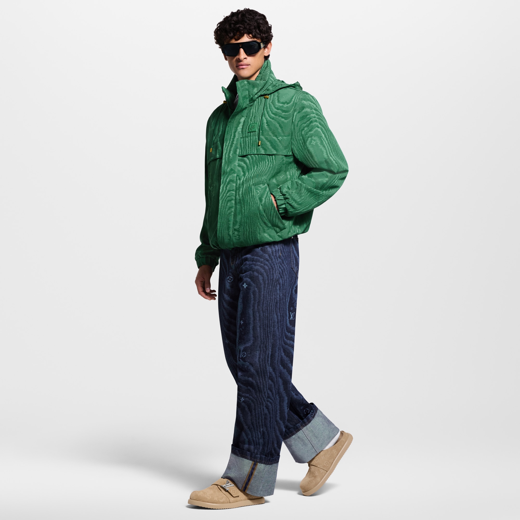  슈즈 샌들 LV 이지 뮬 | 루이비통 공식 온라인 스토어® (크게 보기)