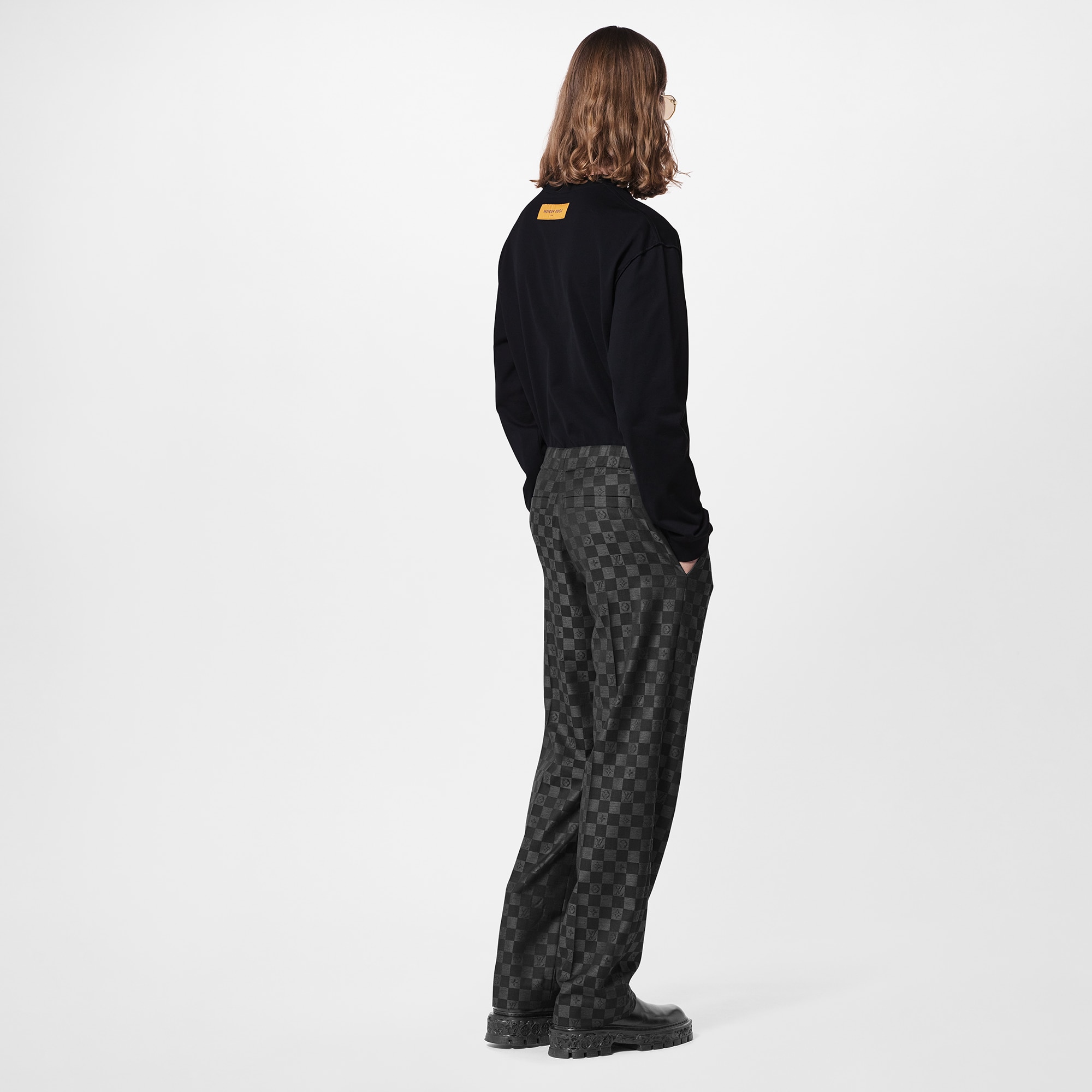  의류 티셔츠 & 폴로 LV 페이드 프린티드 롱 슬리브 티셔츠 | 루이비통 공식 온라인 스토어® (크게 보기)