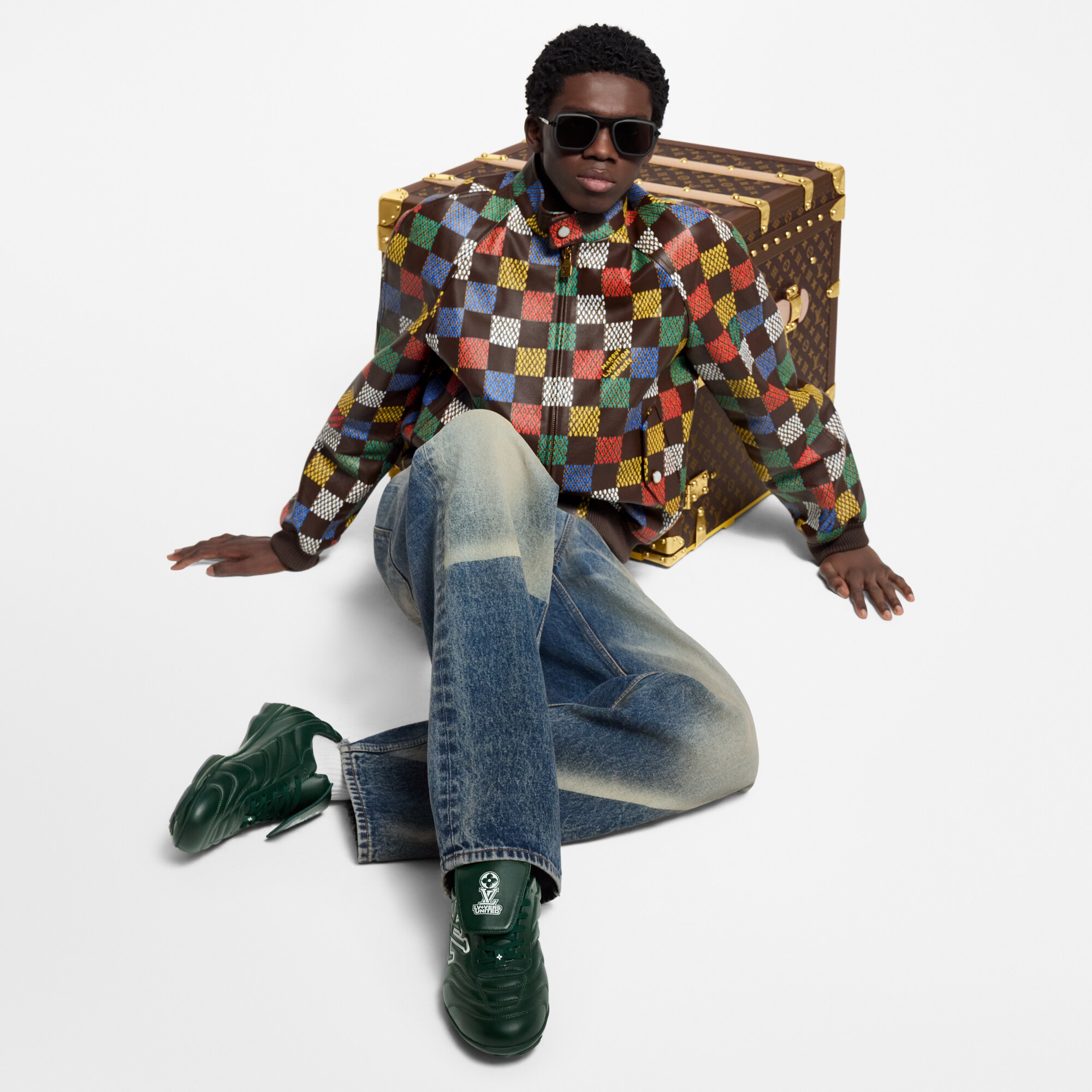  슈즈 스니커즈 LV 풋프린트 사커 스니커즈 | 루이비통 공식 온라인 스토어® (크게 보기)