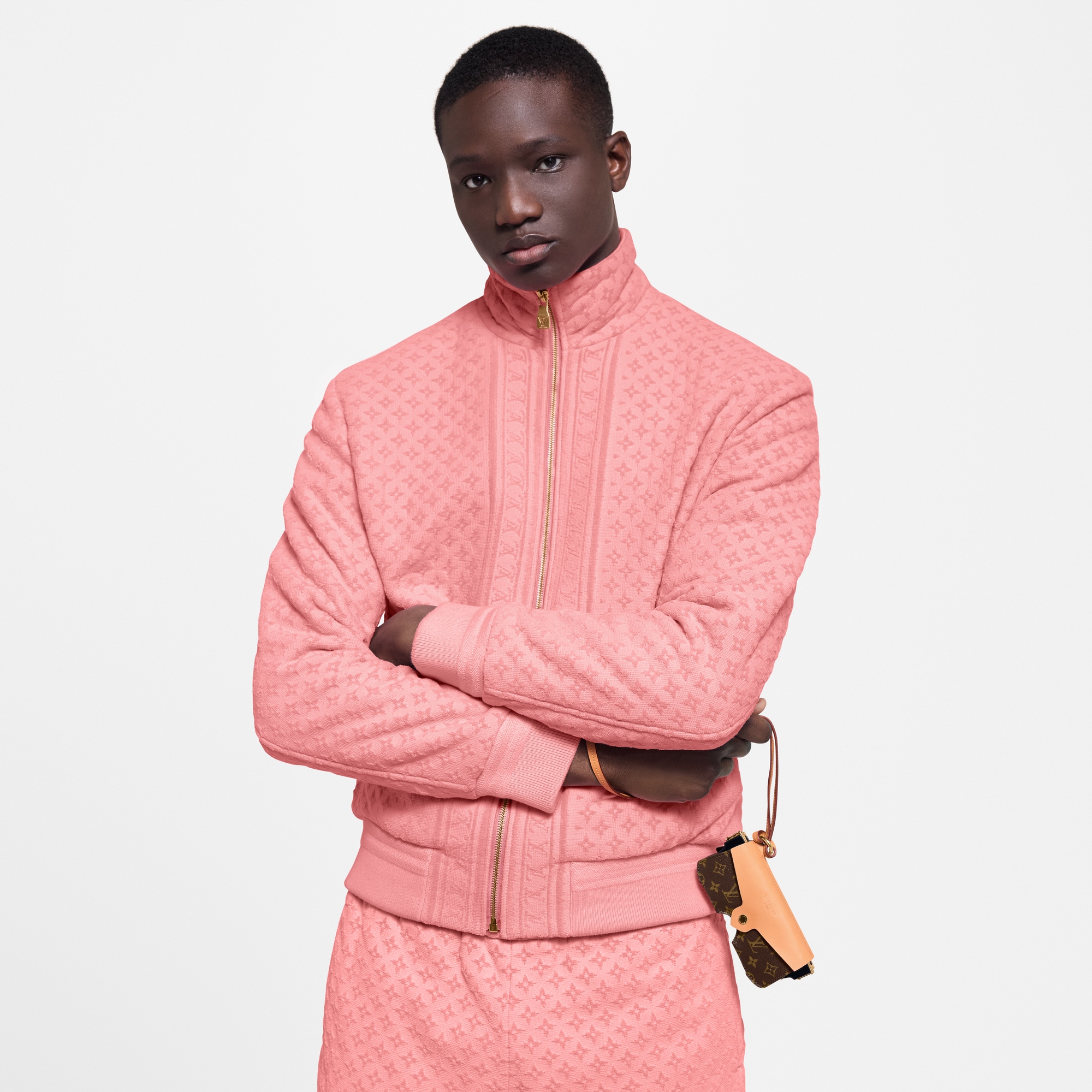 S00 액세서리 키 홀더 & 백참 LV 글래시스 (LV Glasses) 홀더 | 루이비통 공식 온라인 스토어® (크게 보기)