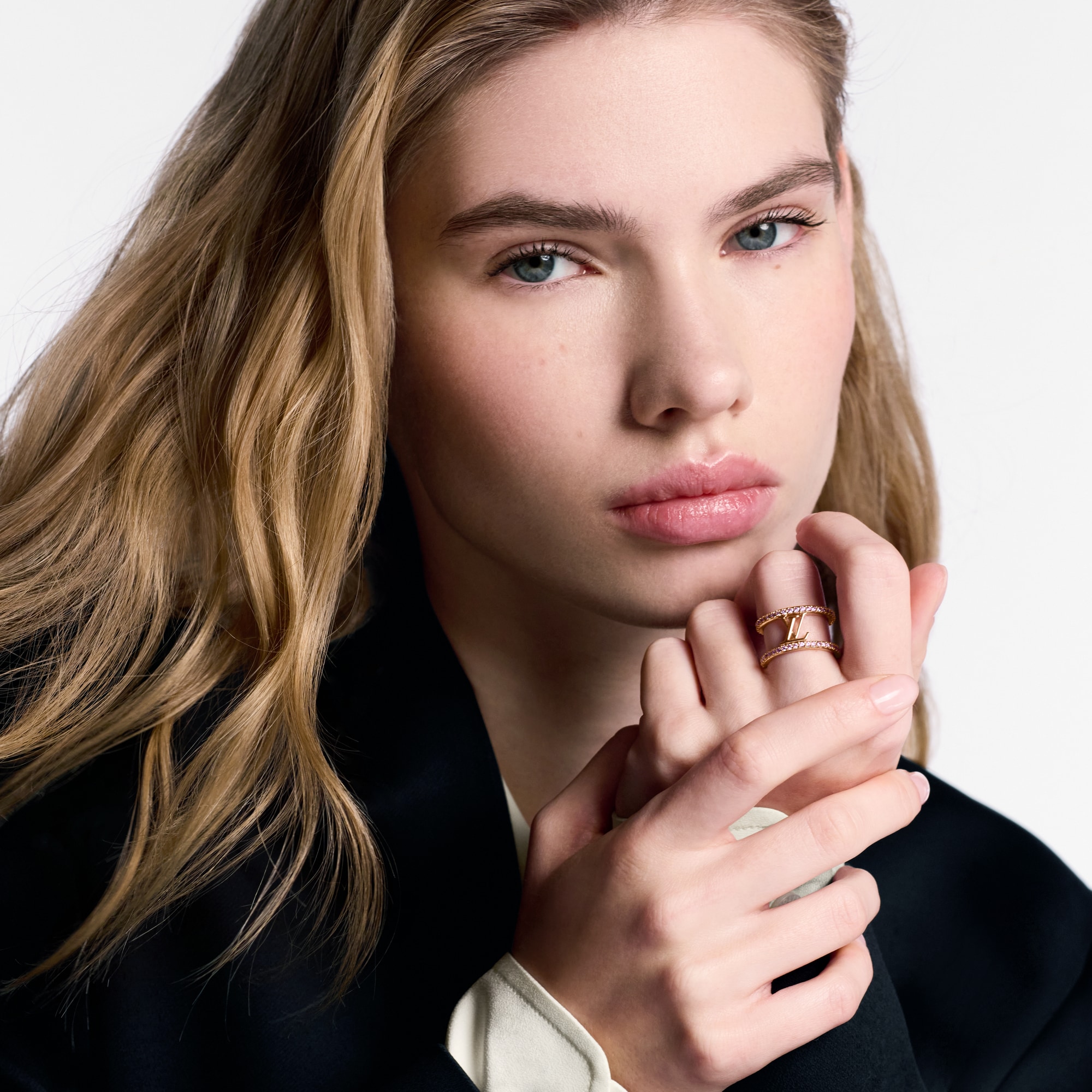 S00 패션 주얼리 패션 주얼리 전체보기 LV 아이코닉 반지 | 루이비통 공식 온라인 스토어® (크게 보기)