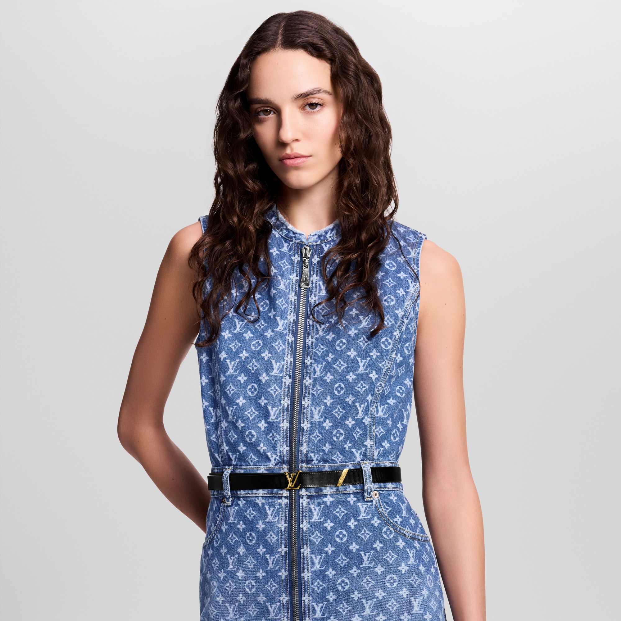 기타 가죽 액세서리 벨트 LV 이니셜 꾸뛰르 벨트  20 MM | 루이비통 공식 온라인 스토어® (크게 보기)