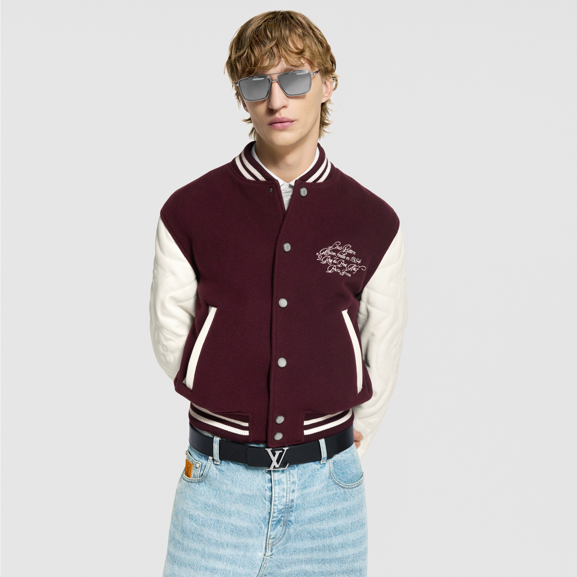  액세서리 벨트 LV 이니셜 블라종 (LV Initiales Blason) 40mm 리버서블 벨트 | 루이비통 공식 온라인 스토어® (크게 보기)