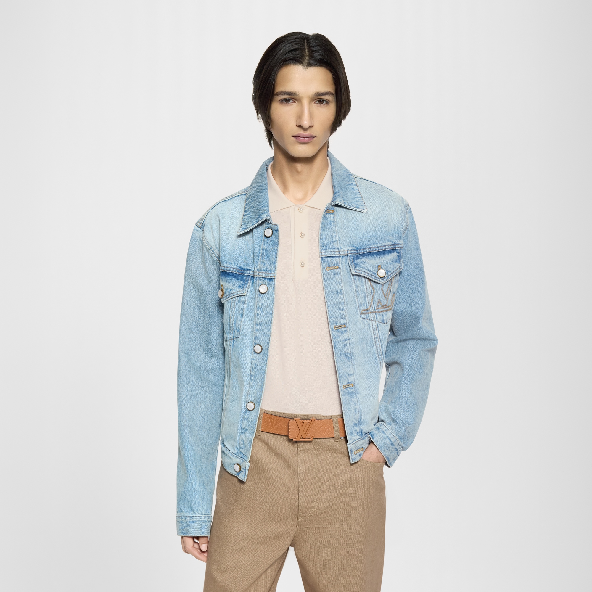  액세서리 벨트 LV 이니셜 토뤼옹 모노그램 (LV Initiales Taurillon Monogram) 40mm 벨트 | 루이비통 공식 온라인 스토어® (크게 보기)