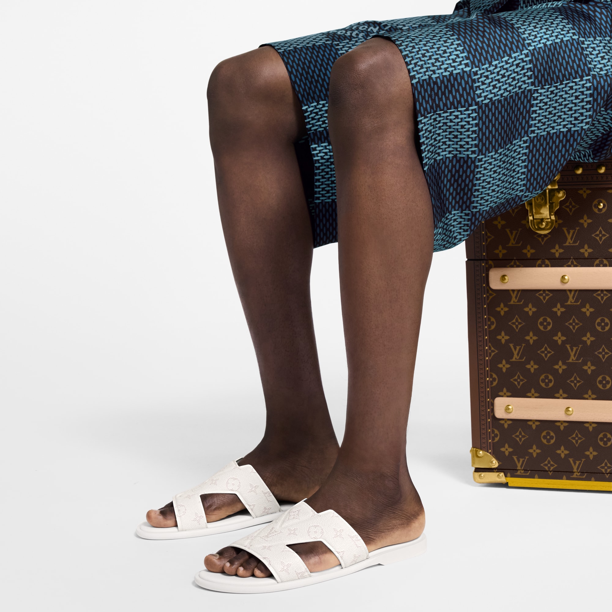  슈즈 샌들 LV 오아시스 뮬 | 루이비통 공식 온라인 스토어® (크게 보기)
