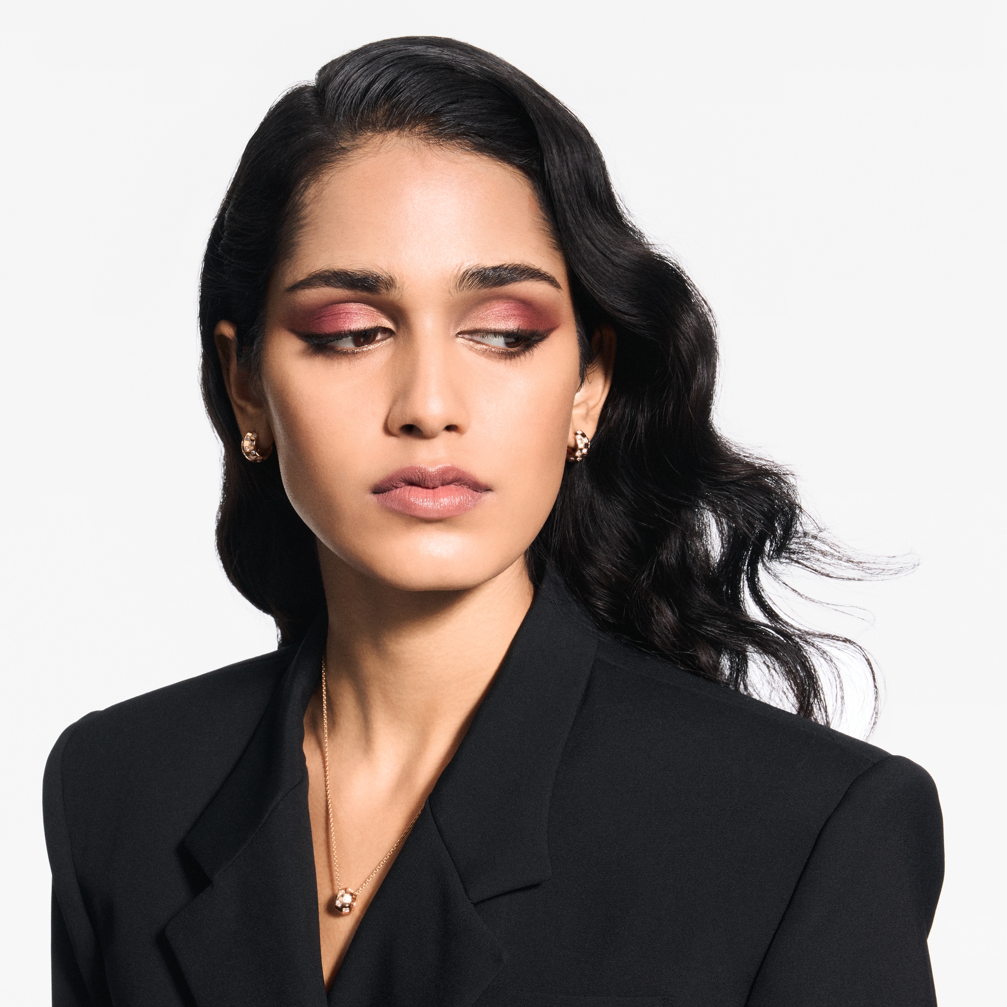  아이 } LV 옴브르 - 아이섀도우 팔레트 | 루이비통 공식 온라인 스토어® (크게 보기)