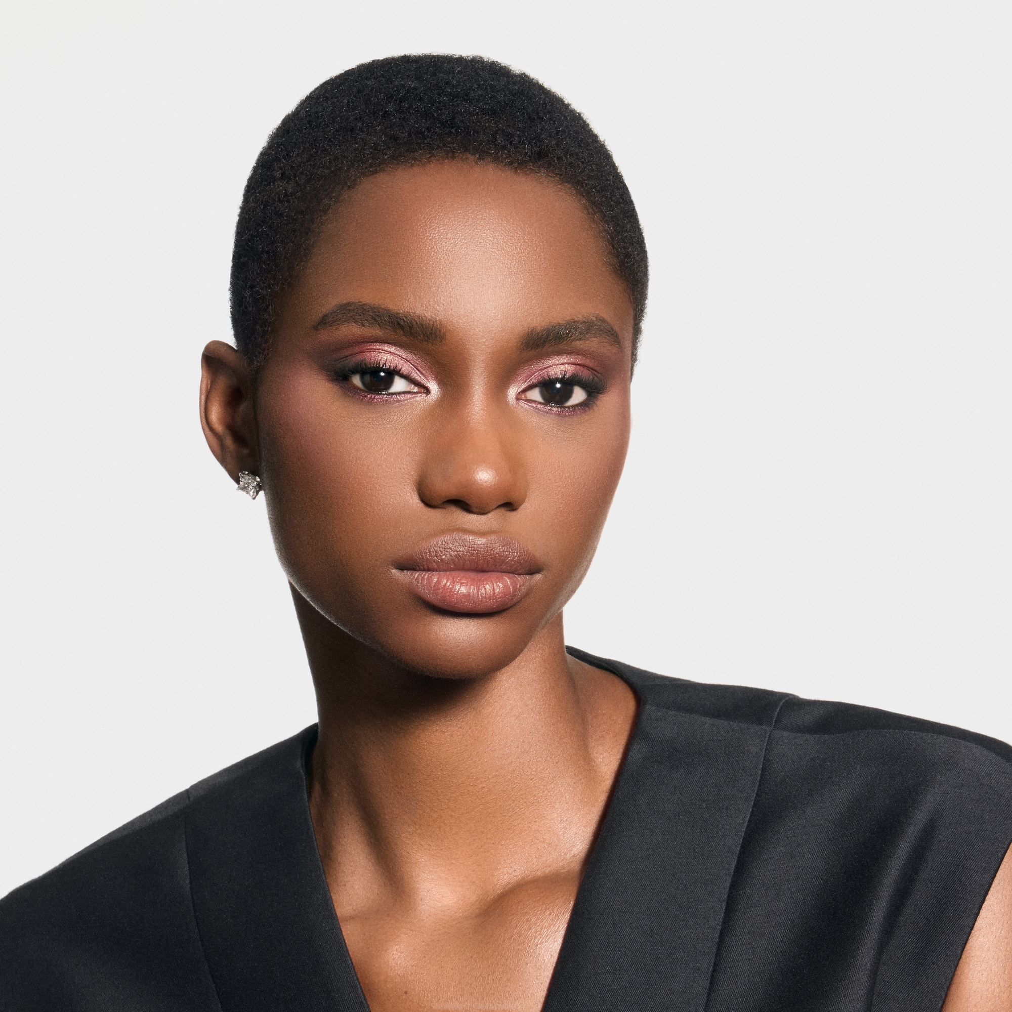  아이 } LV 옴브르 - 아이섀도우 팔레트 리필 | 루이비통 공식 온라인 스토어® (크게 보기)