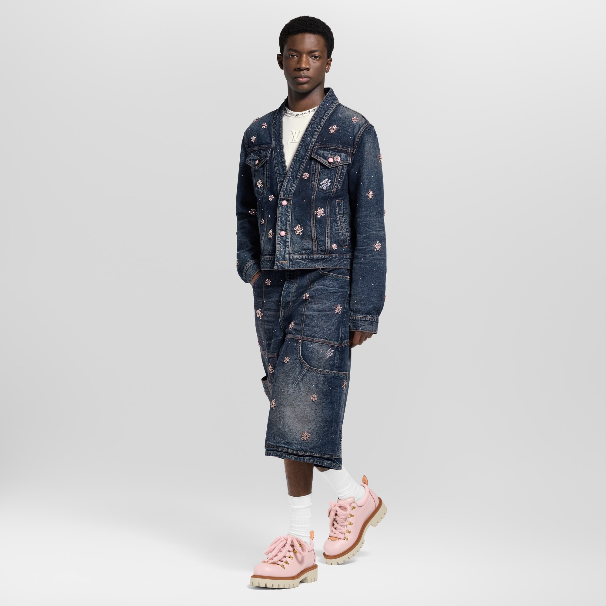  슈즈 슈즈 전체 보기 LV 리믹스 더비 | 루이비통 공식 온라인 스토어® (크게 보기)