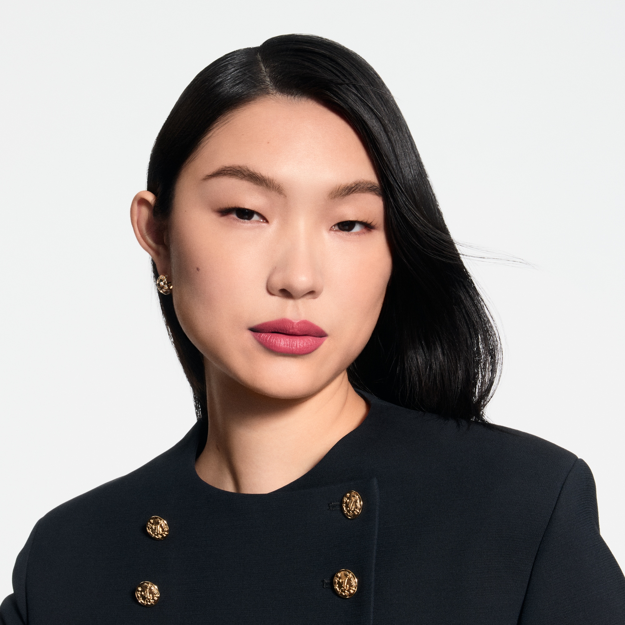  립 } LV 루즈 - 매트 립스틱 | 루이비통 공식 온라인 스토어® (크게 보기)